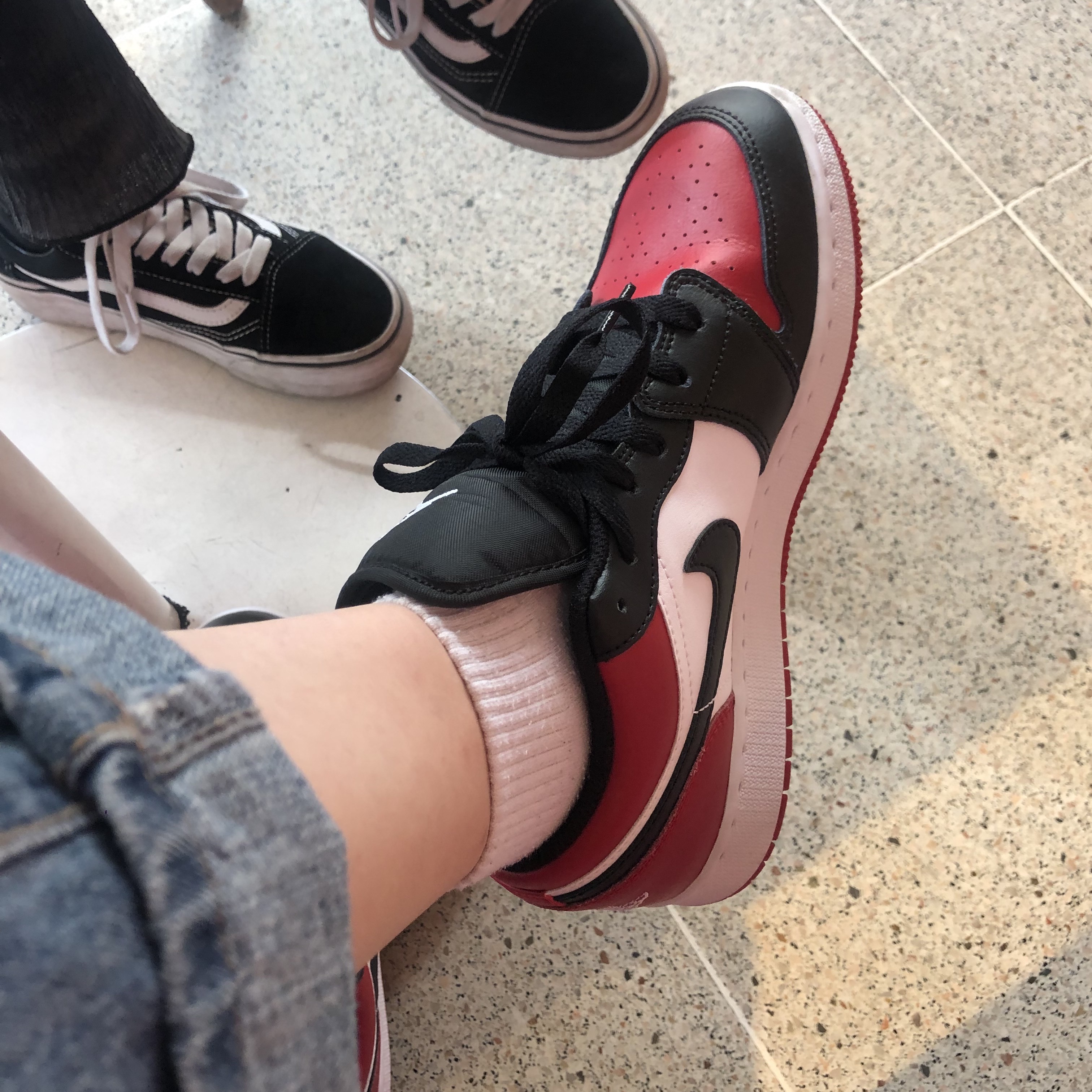 (GS) Jordan 1 Low Bred Toe 착용 스타일 - 2