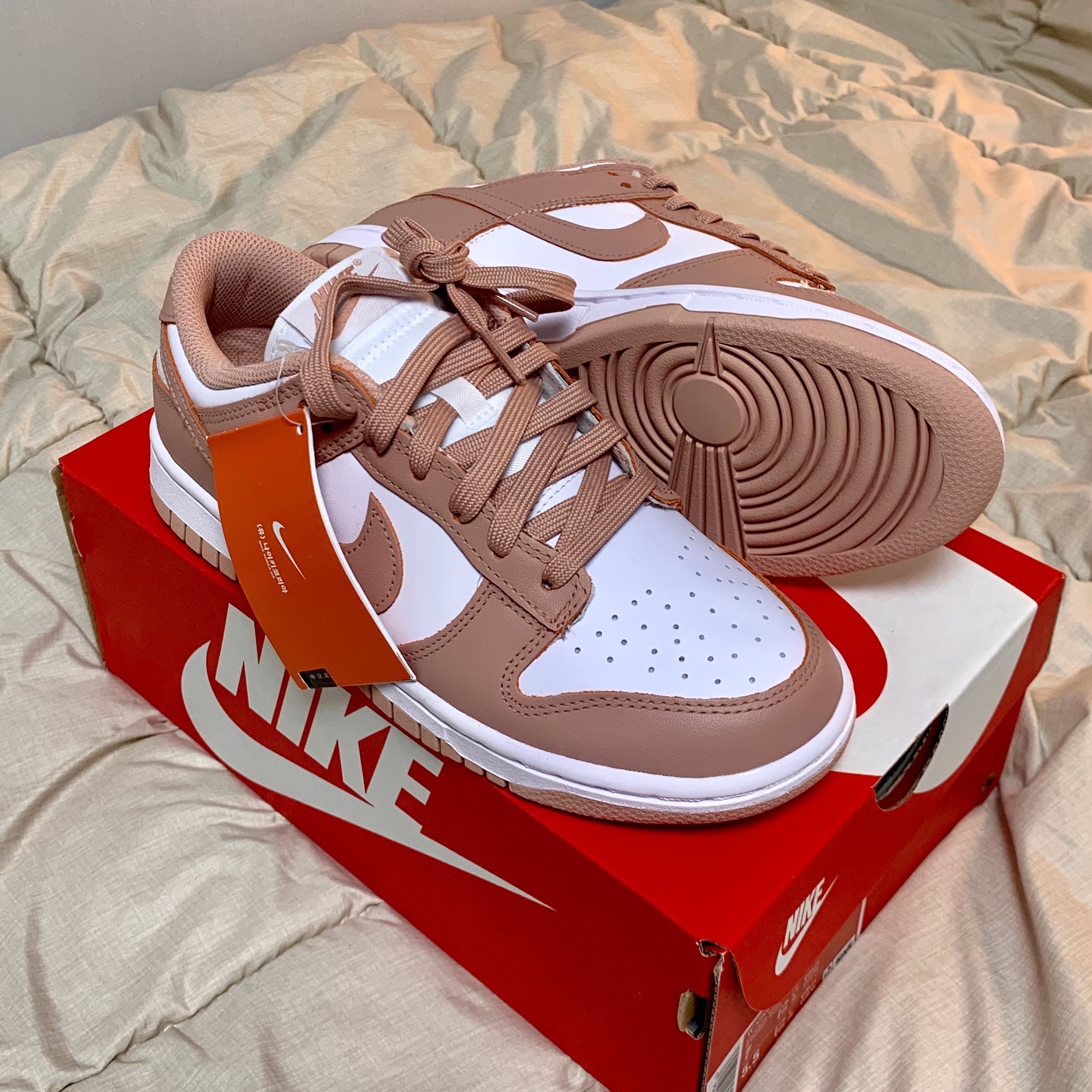 (W) Nike Dunk Low Rose Whisper 착용 스타일