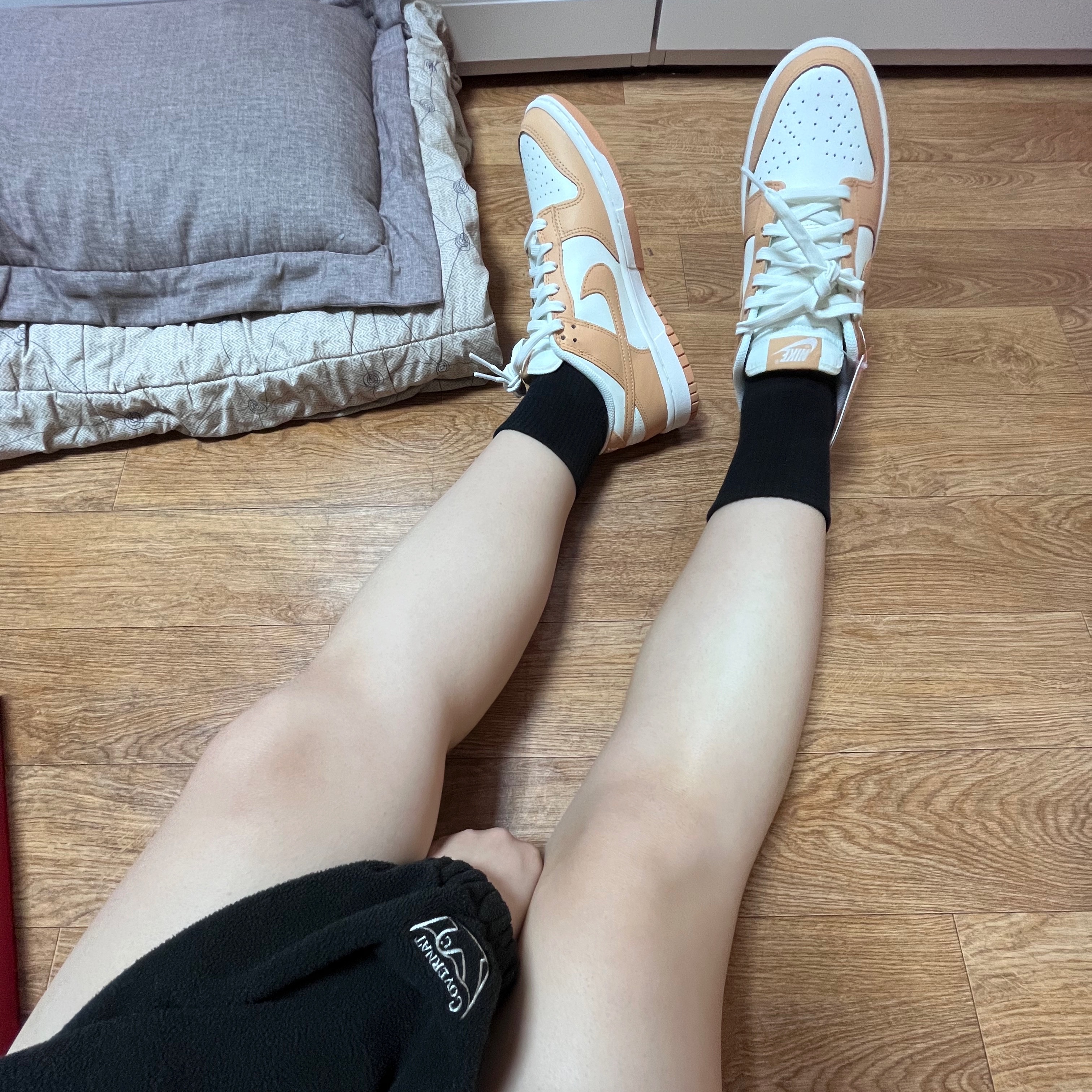 (W) Nike Dunk Low Harvest Moon 착용 스타일 - 1