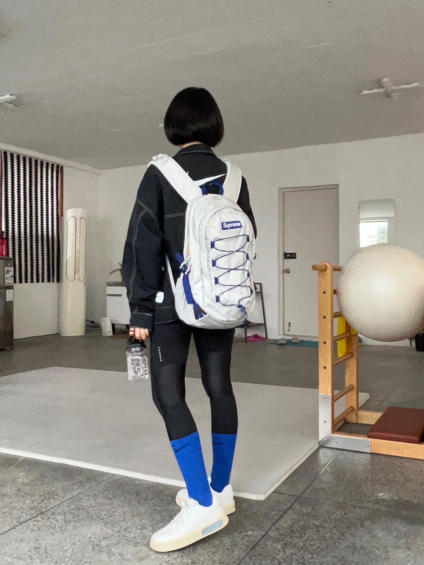 Supreme Backpack Silver - 22SS, (W) Nike Air Force 1 Fontanka Phantom 착용 스타일 - 2