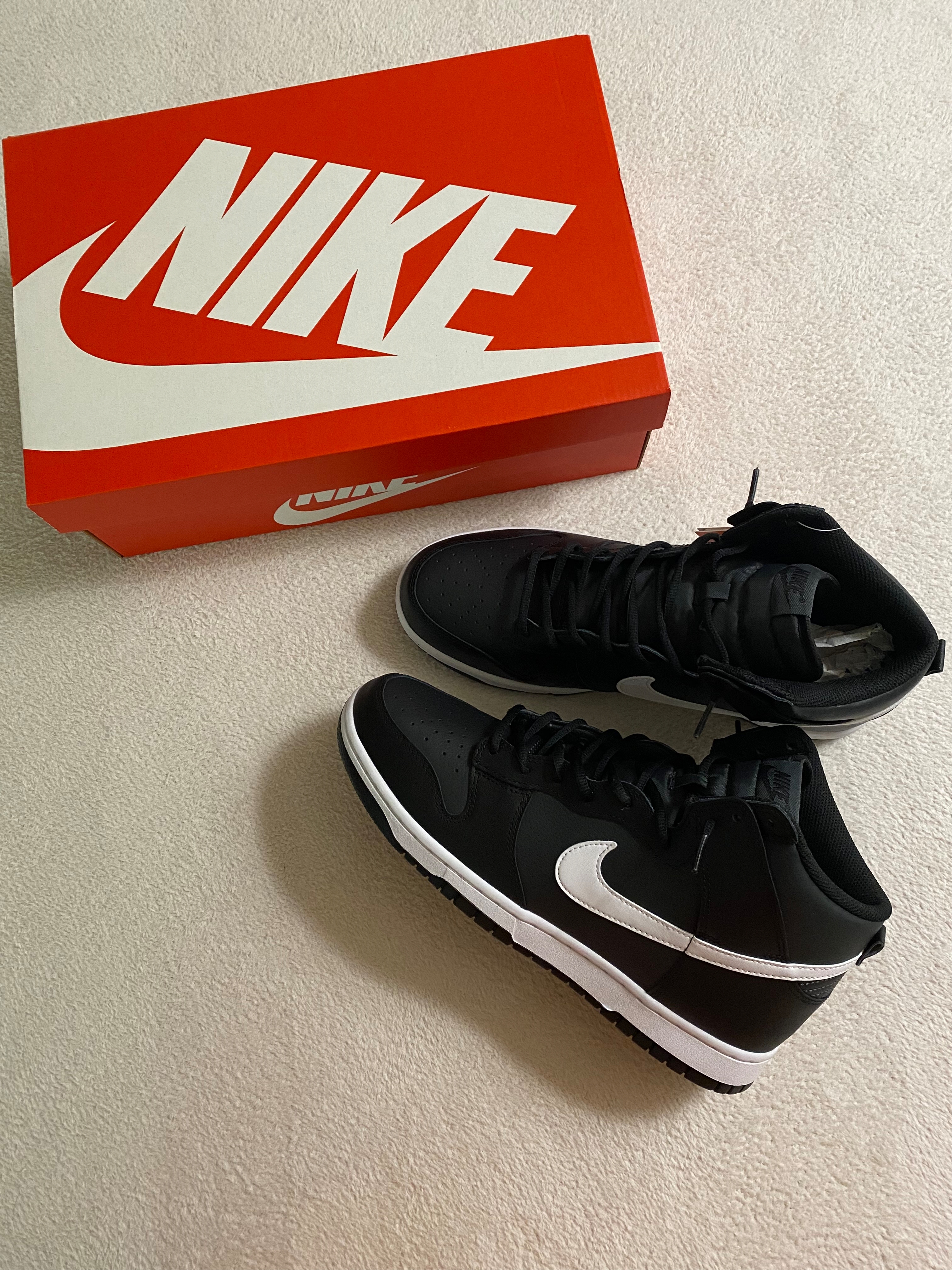 Nike Dunk High Retro Anthracite White Black 착용 스타일
