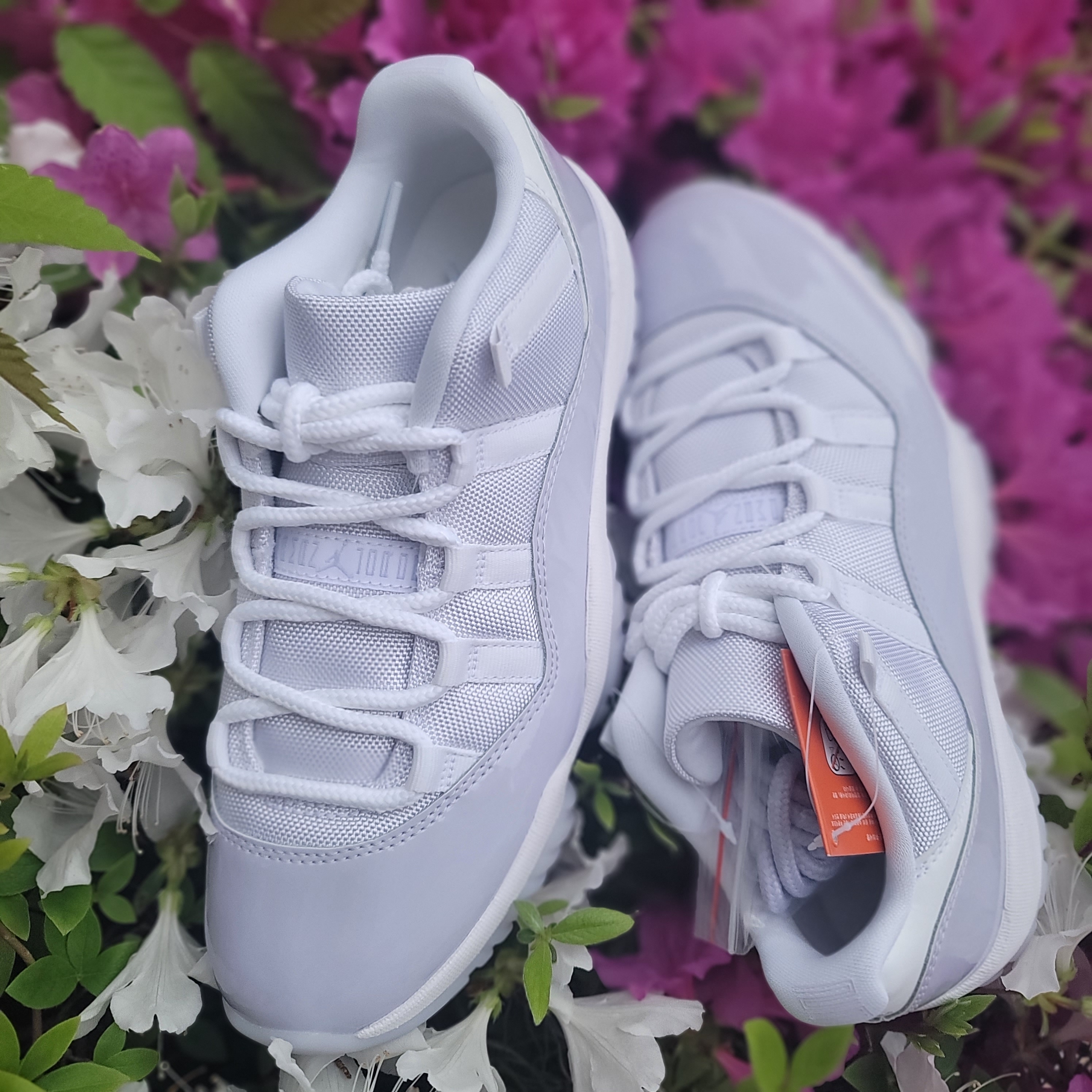 (W) Jordan 11 Retro Low Pure Violet 착용 스타일 - 1