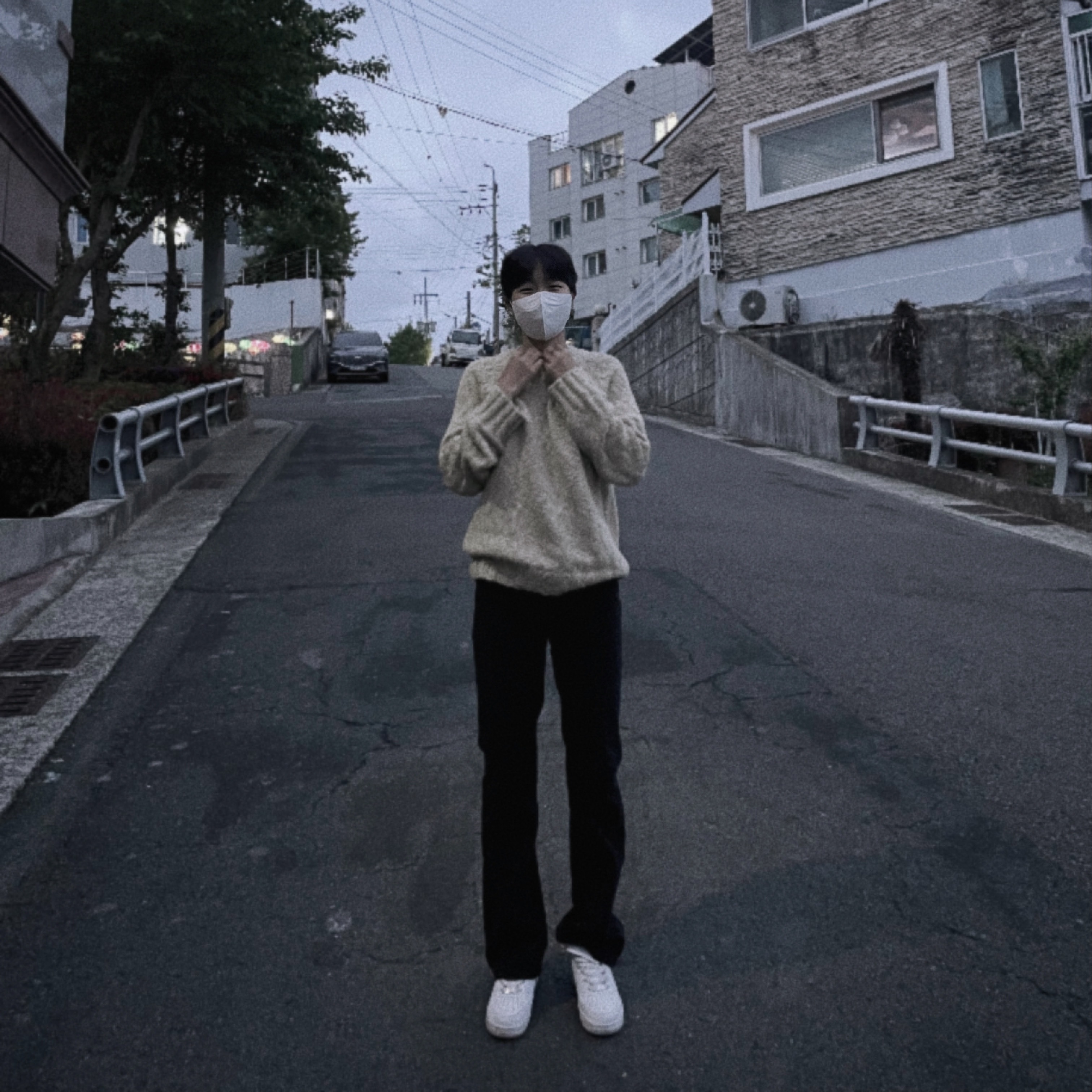 Nike x 1017 Alyx 9SM Air Force 1 High Triple White 2020 착용 스타일 - 2