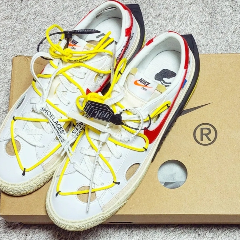 Nike x Off-White Blazer Low '77 White and University Red 착용 스타일