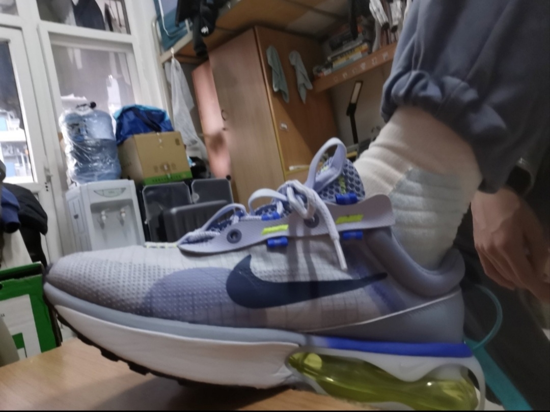 Nike Air Max 2021 Ghost Ashen Slate 착용 스타일