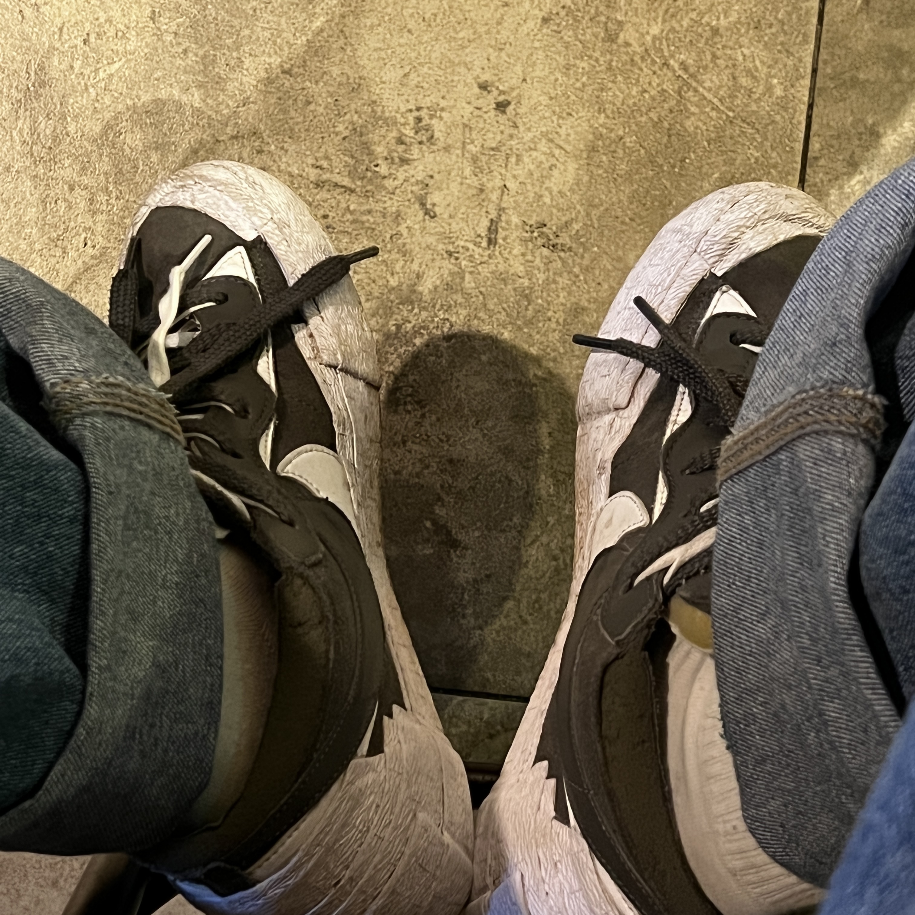 Nike x Sacai Blazer Low Iron Grey 착용 스타일