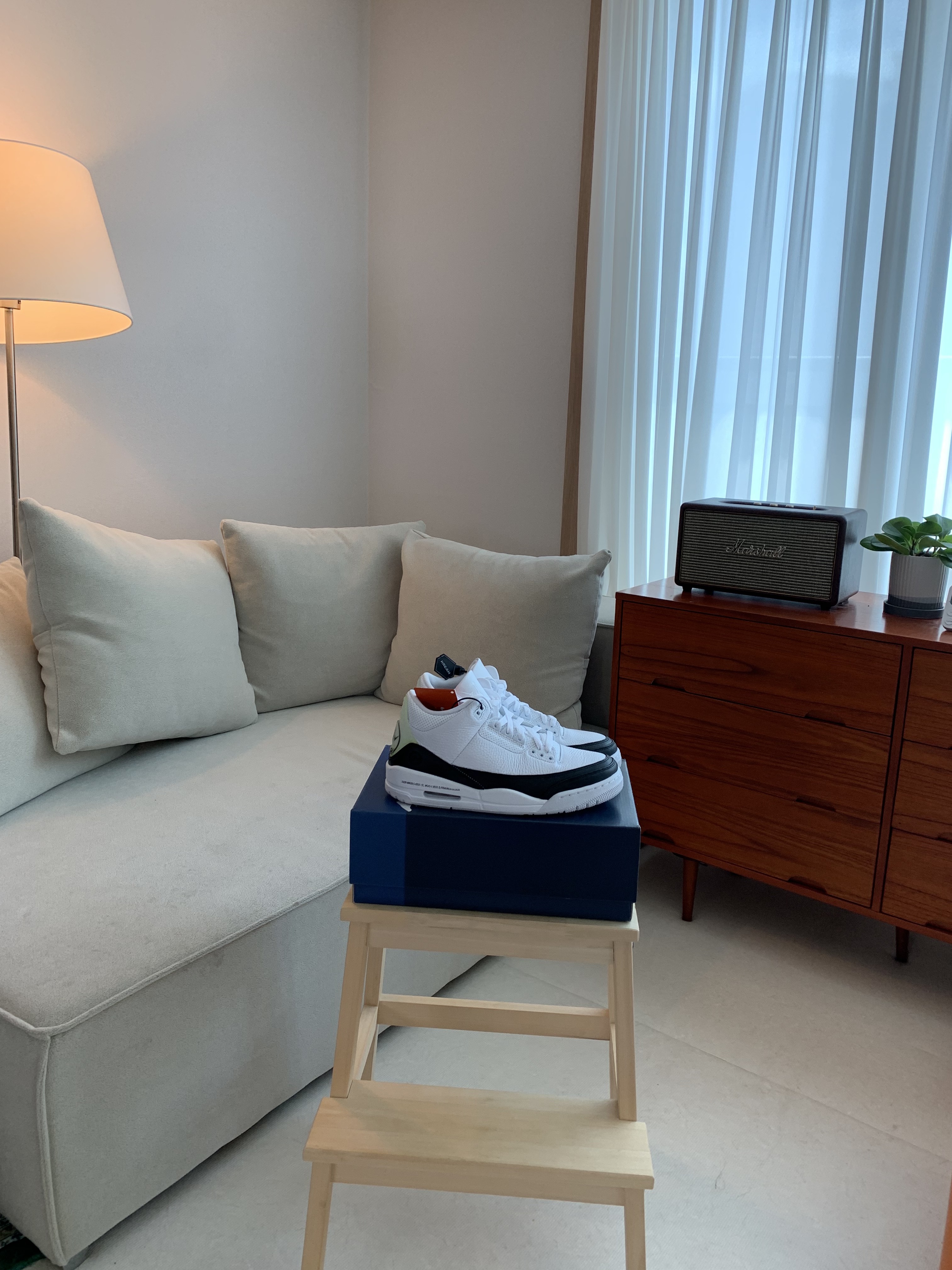 Jordan 3 x Fragment Retro SP White Black 착용 스타일 - 2