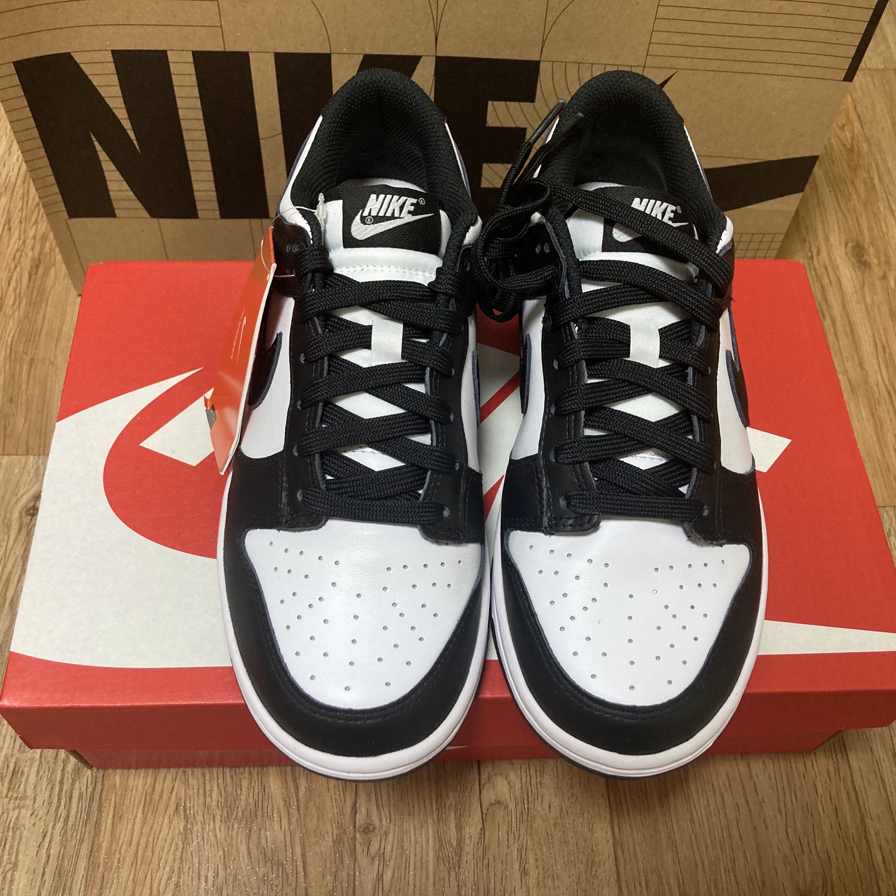 (W) Nike Dunk Low Black 착용 스타일