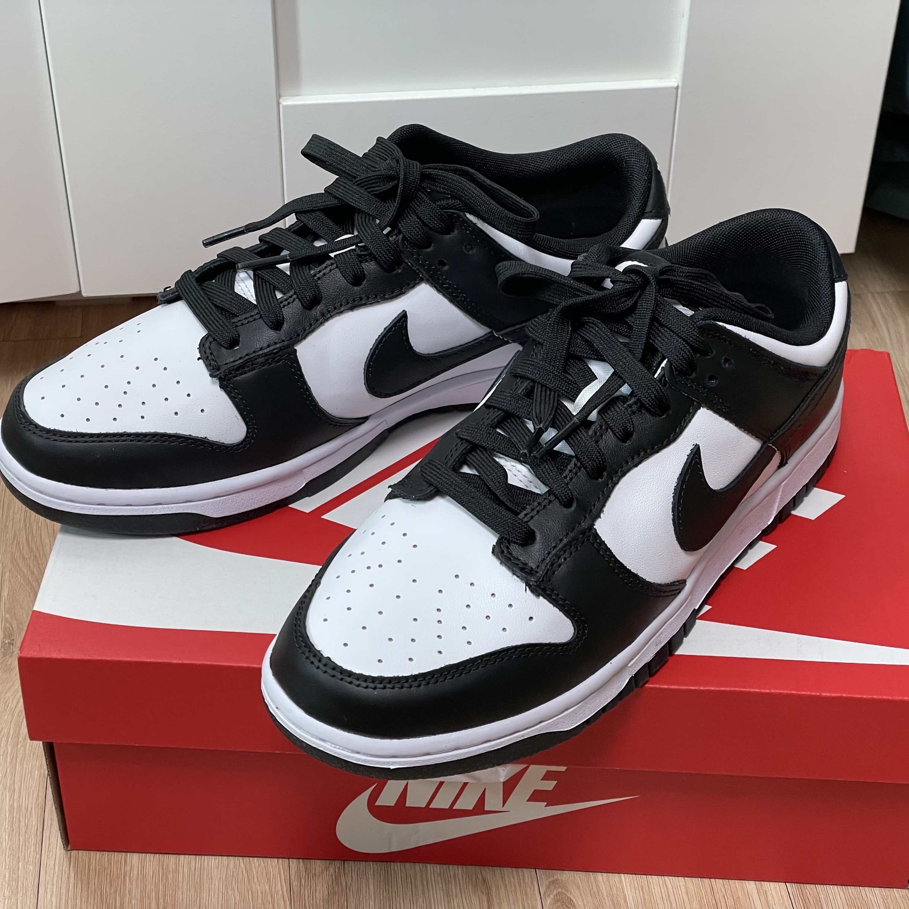 Nike Dunk Low Retro Black 착용 스타일