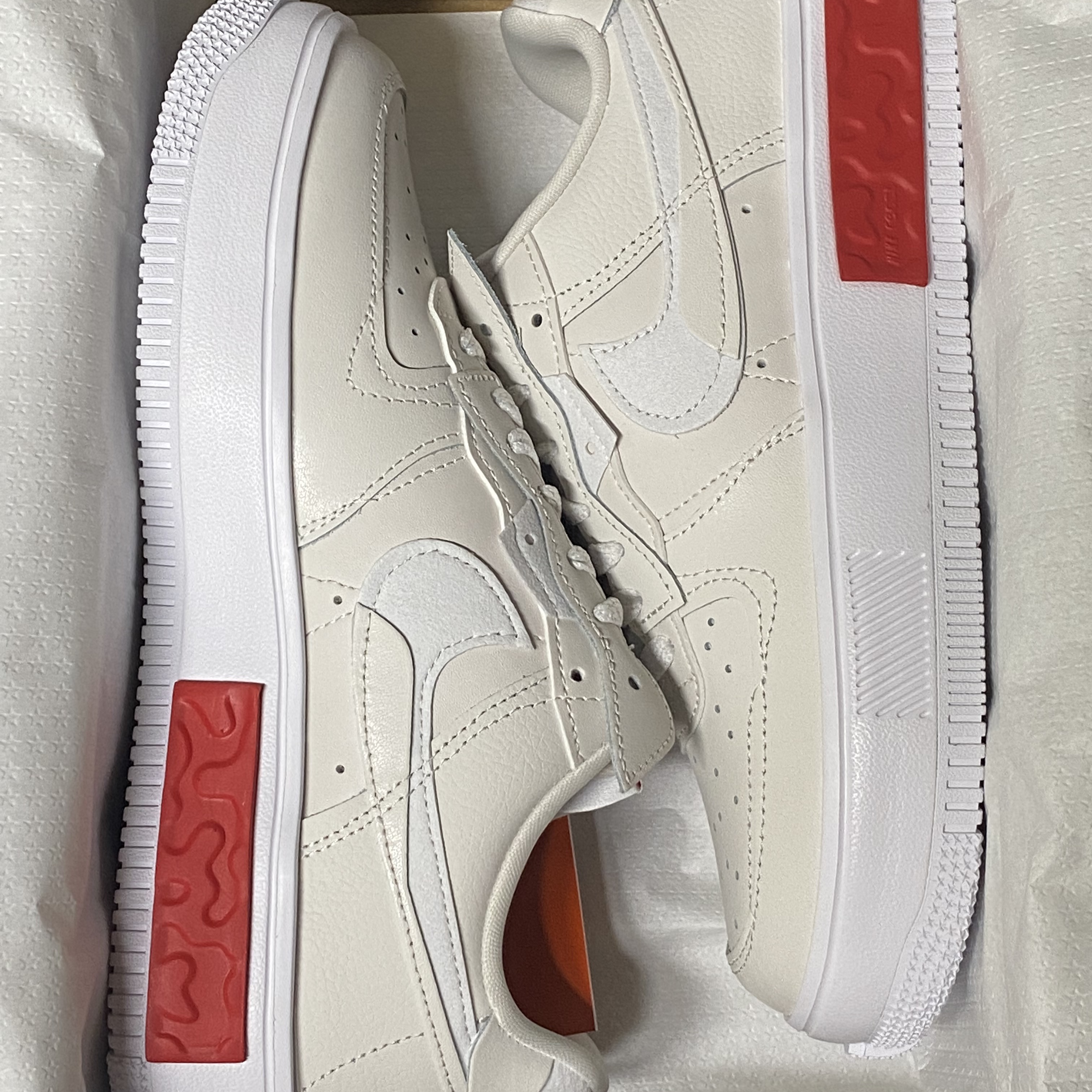 (W) Nike Air Force 1 Fontanka Phantom White 착용 스타일