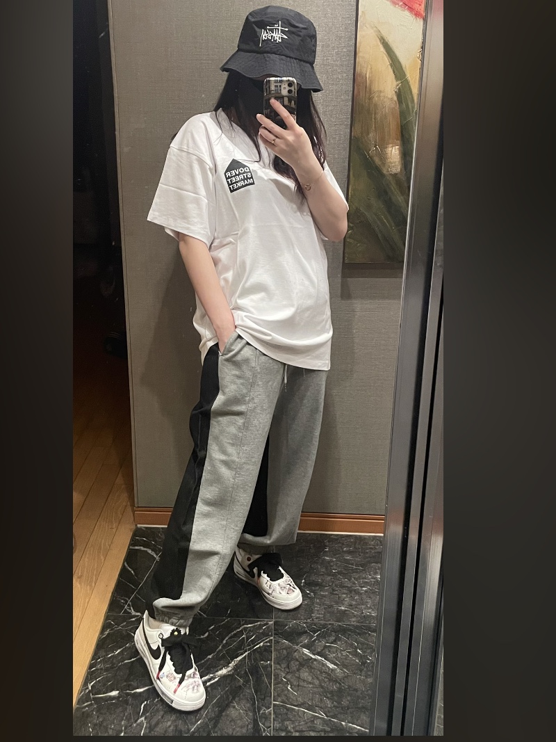 Stussy World Tour T-Shirt White, Stussy World Tour LS T-Shirt White 착용 스타일 - 2