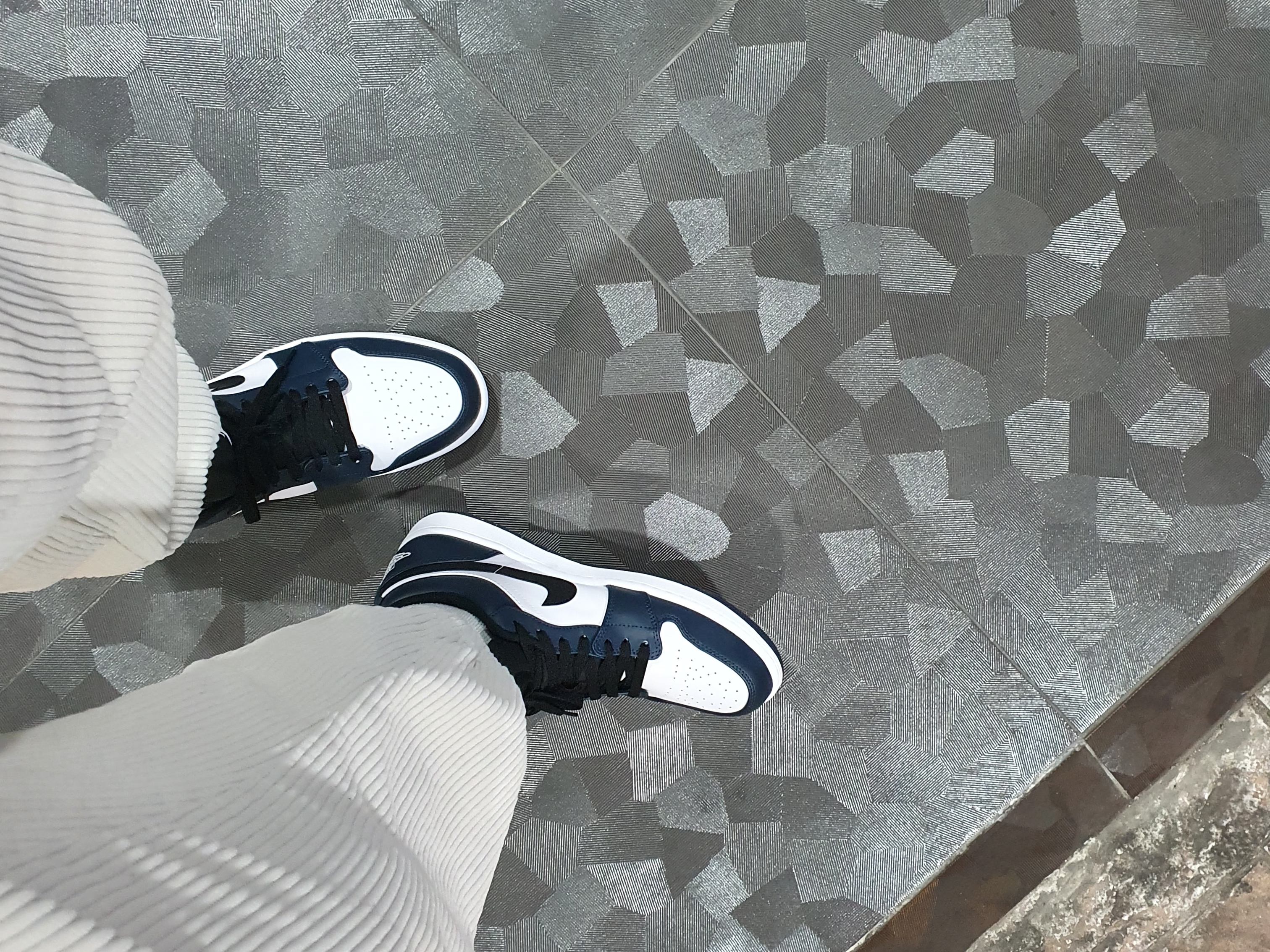 Jordan 1 Low Dark Teal 착용 스타일