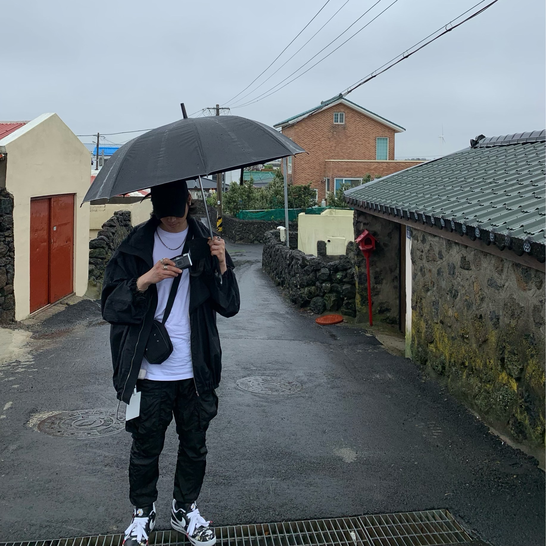 Nike x Peaceminusone Air Force 1 Low Para-Noise, Nike ACG Cargo Shorts Black - Asia 착용 스타일 - 2