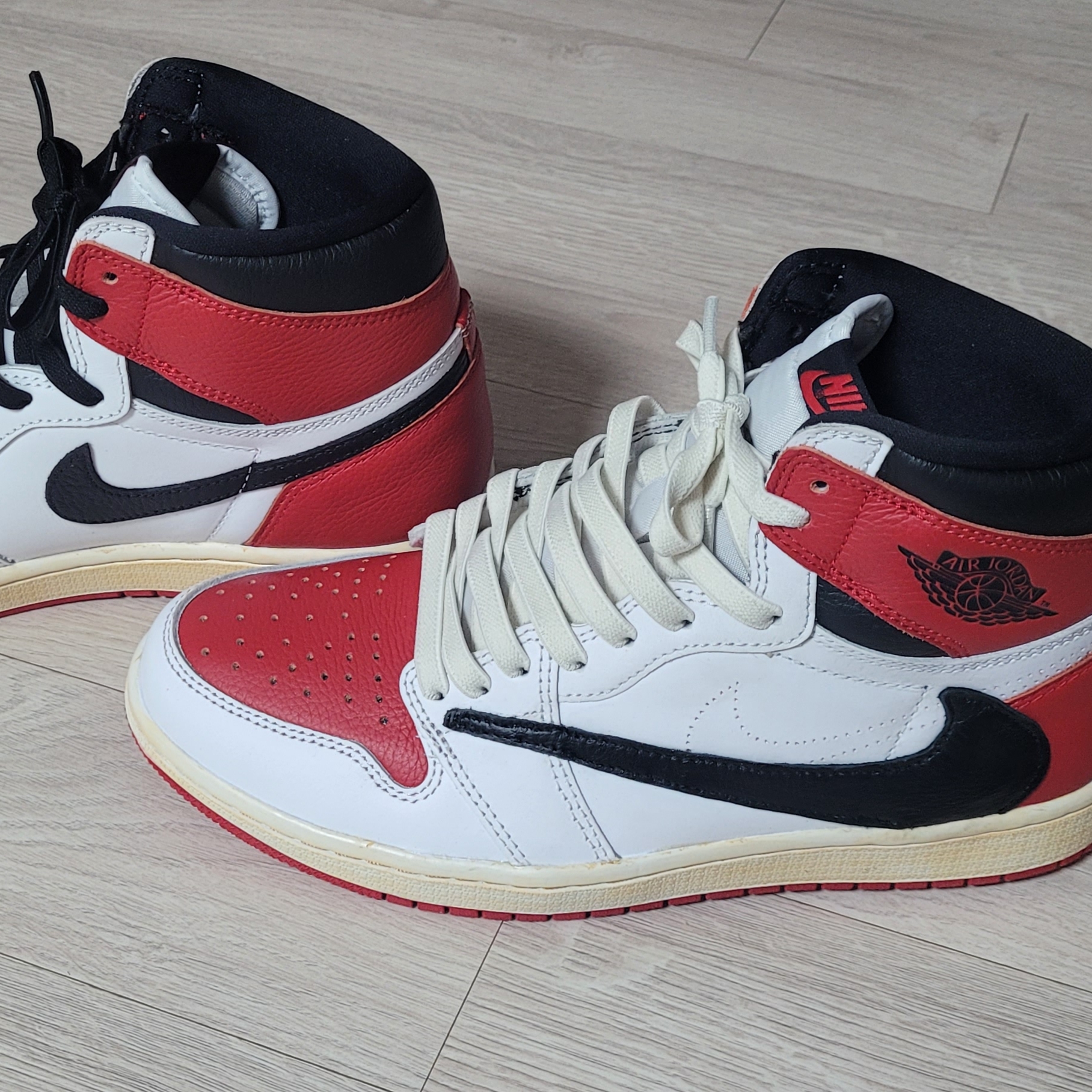 Jordan 1 Retro High OG Heritage 착용 스타일 - 1
