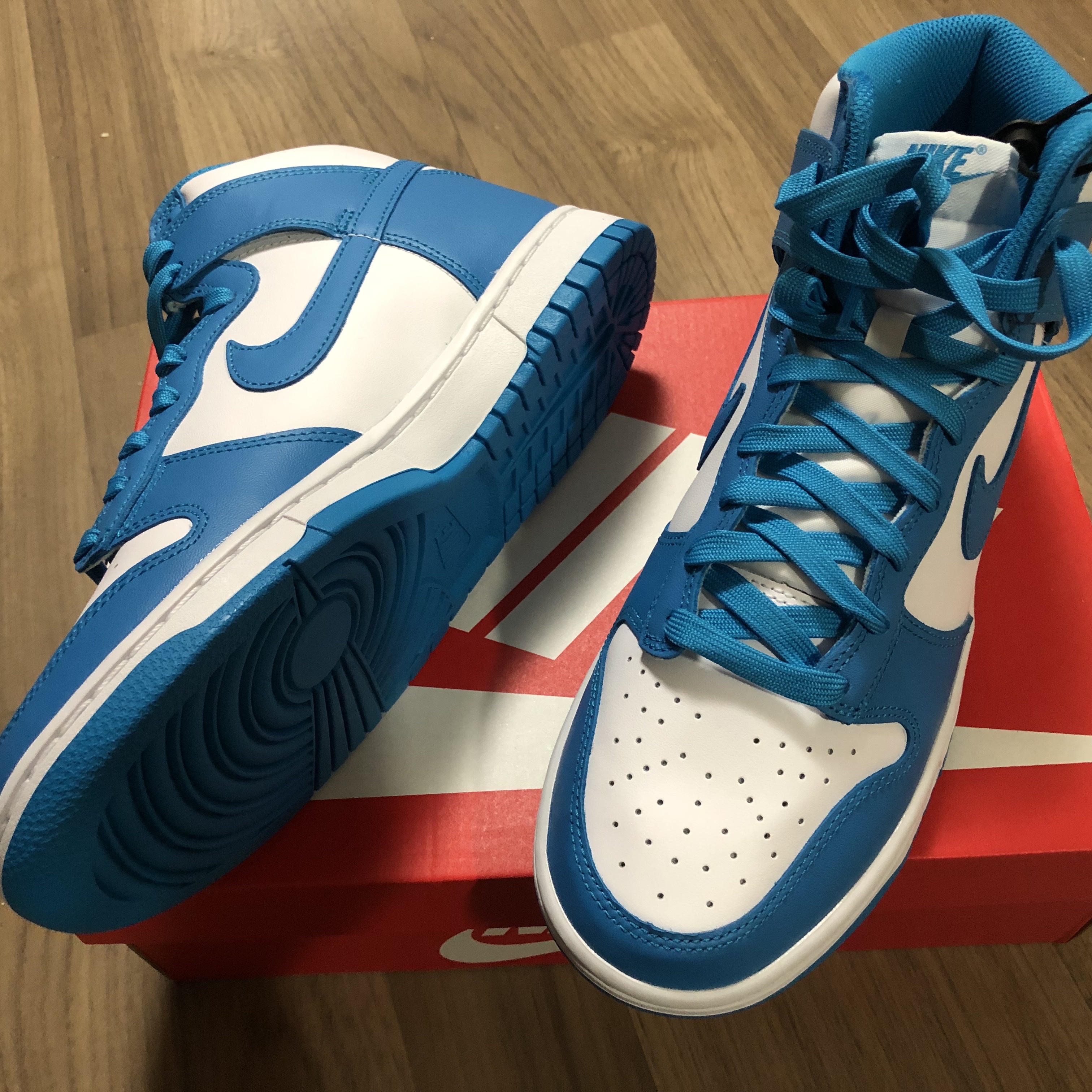 Nike Dunk High Retro Championship Blue, Nike Dunk High Retro Championship White and Red 착용 스타일 - 5