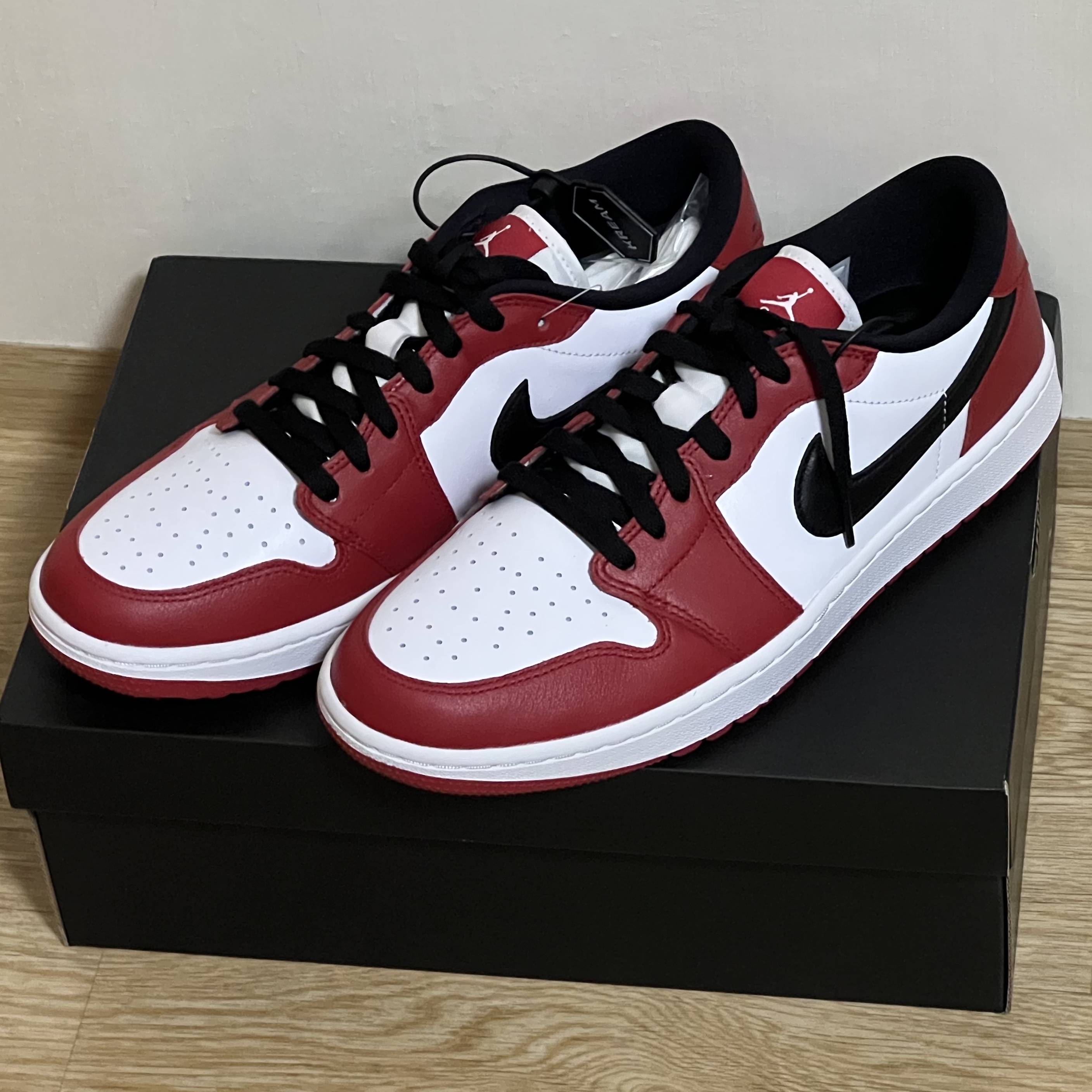 Jordan 1 Low Golf Chicago 착용 스타일 - 1