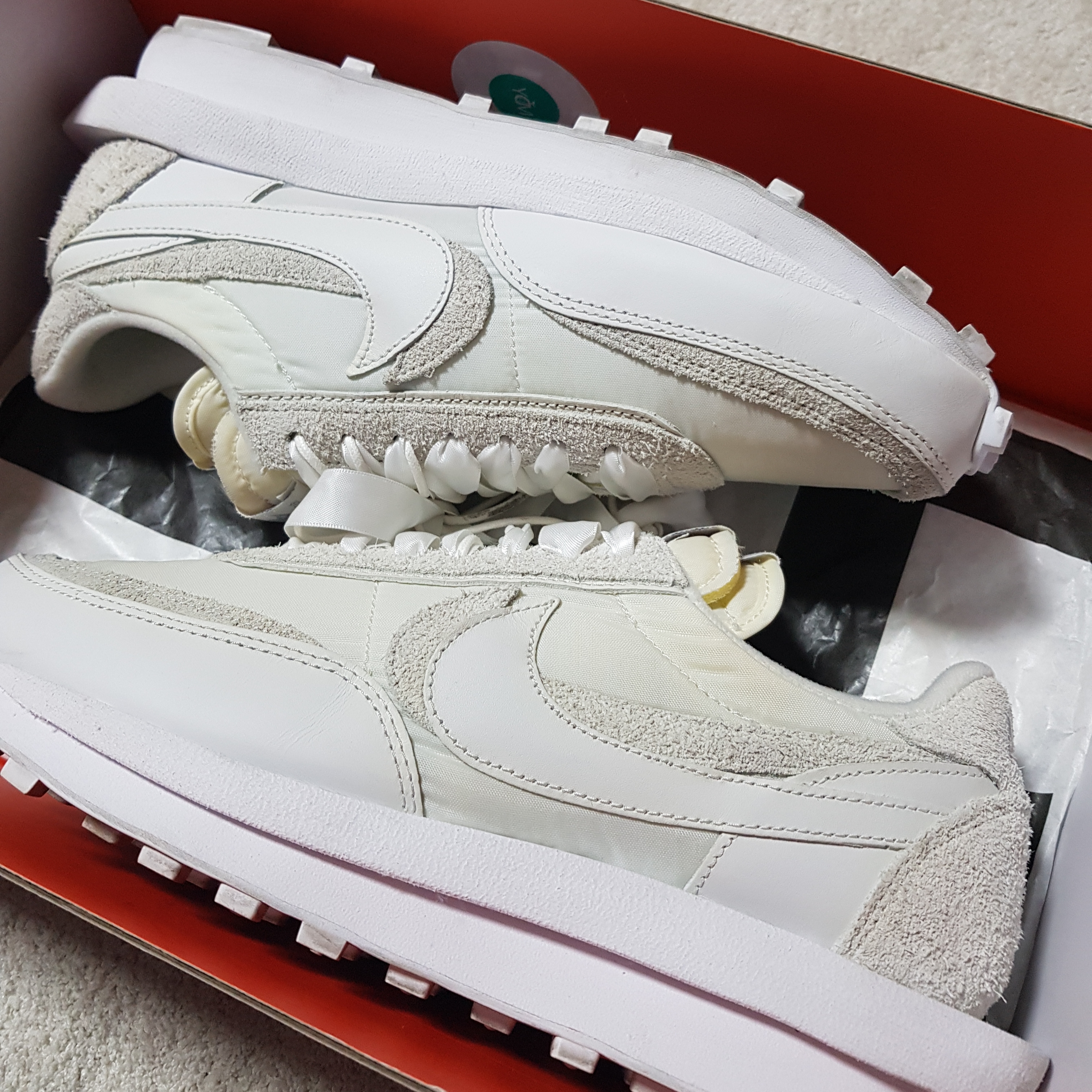 Nike x Sacai LDWaffle White Nylon 착용 스타일