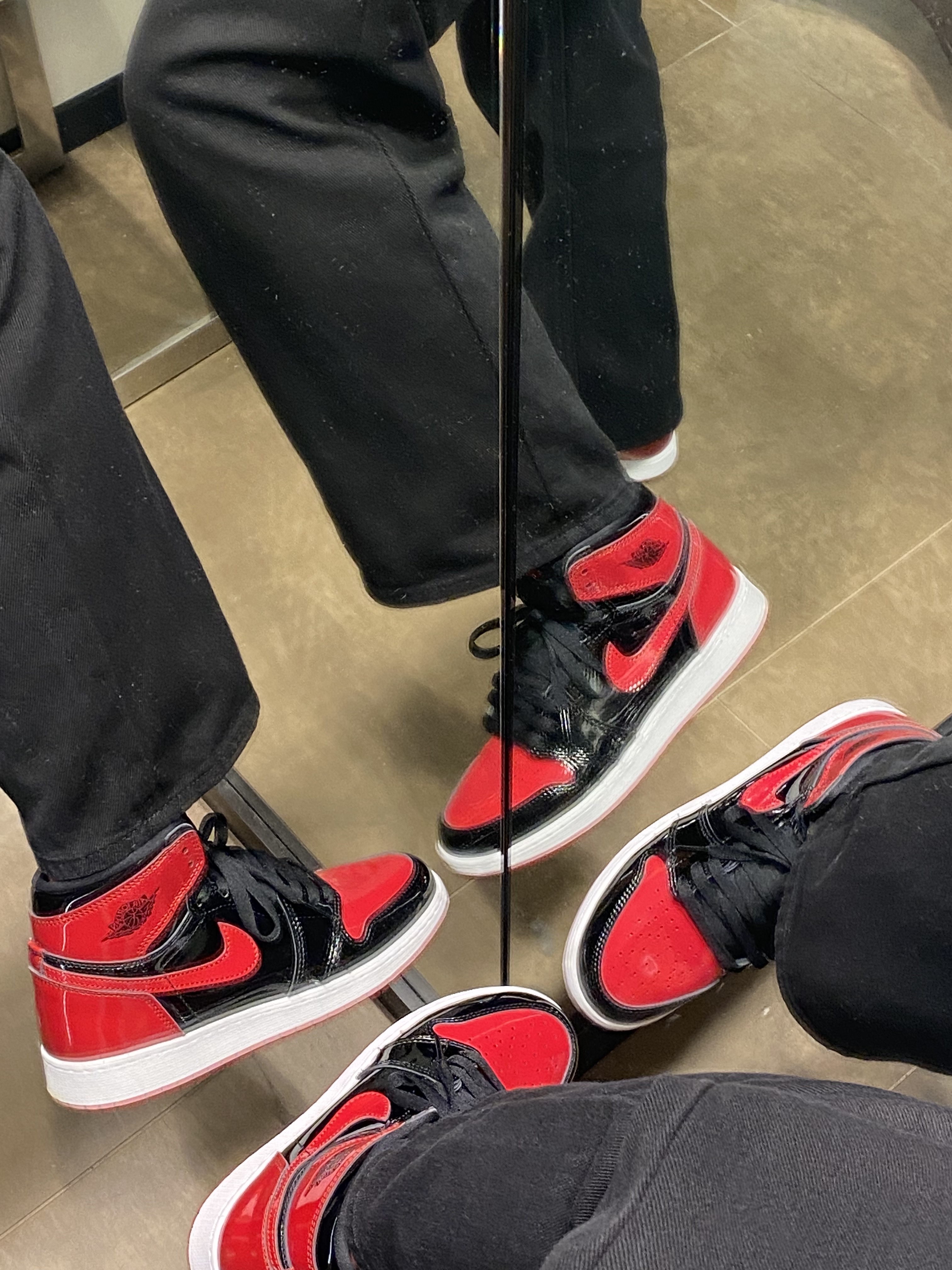 Jordan 1 Retro High OG Patent Bred, (GS) Jordan 1 Retro High OG Patent Bred 착용 스타일 - 2
