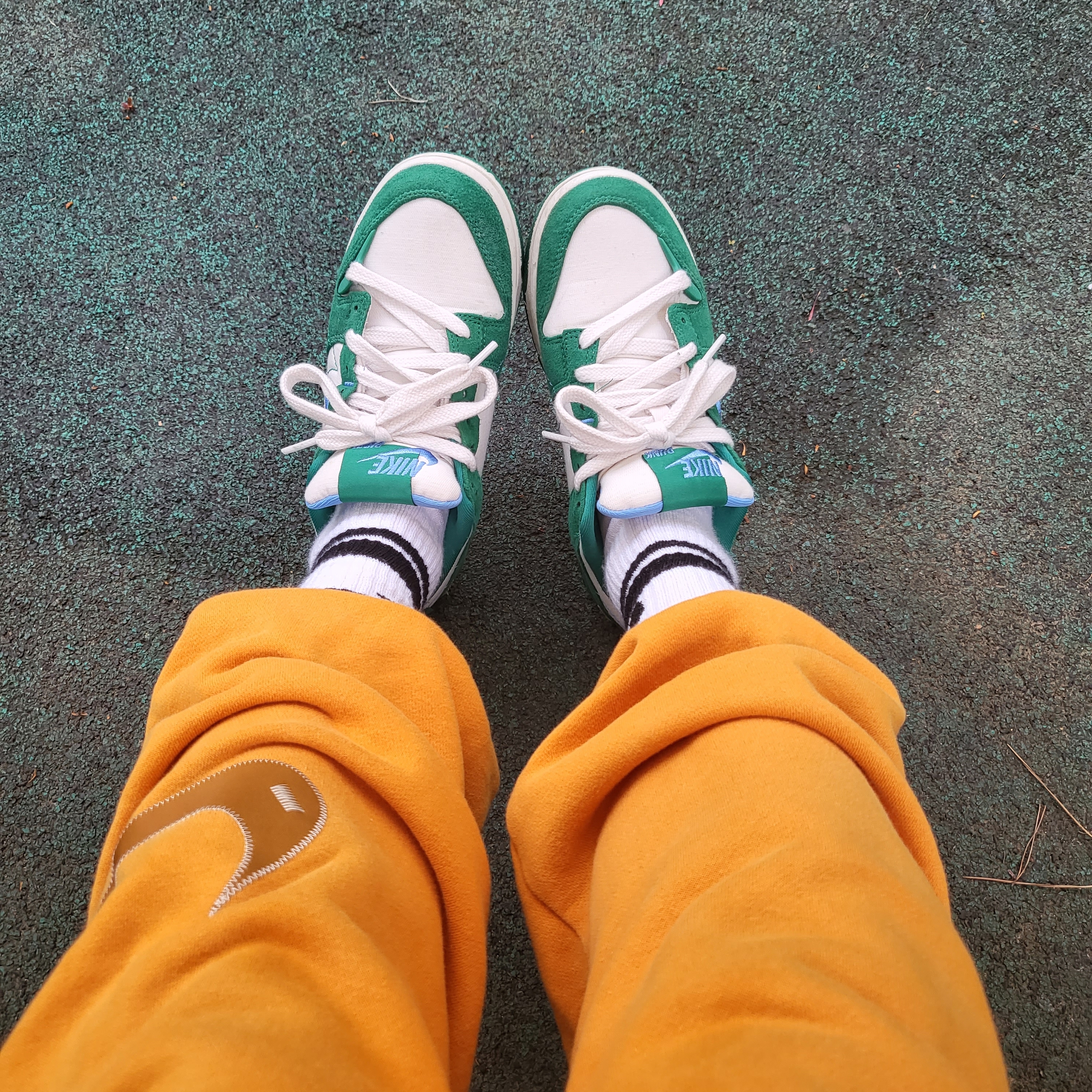 (W) Nike Dunk Low Disrupt 2 Phantom University Blue 착용 스타일