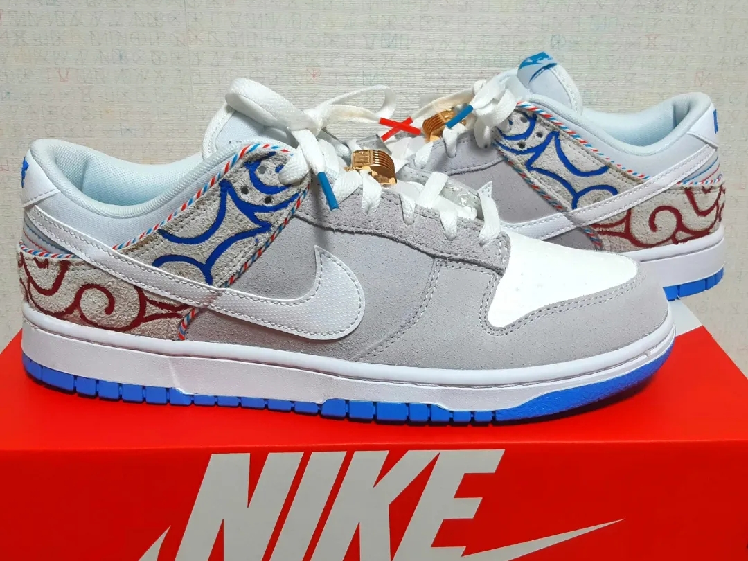 Nike Dunk Low Retro SE Barber Shop Grey 착용 스타일 - 2