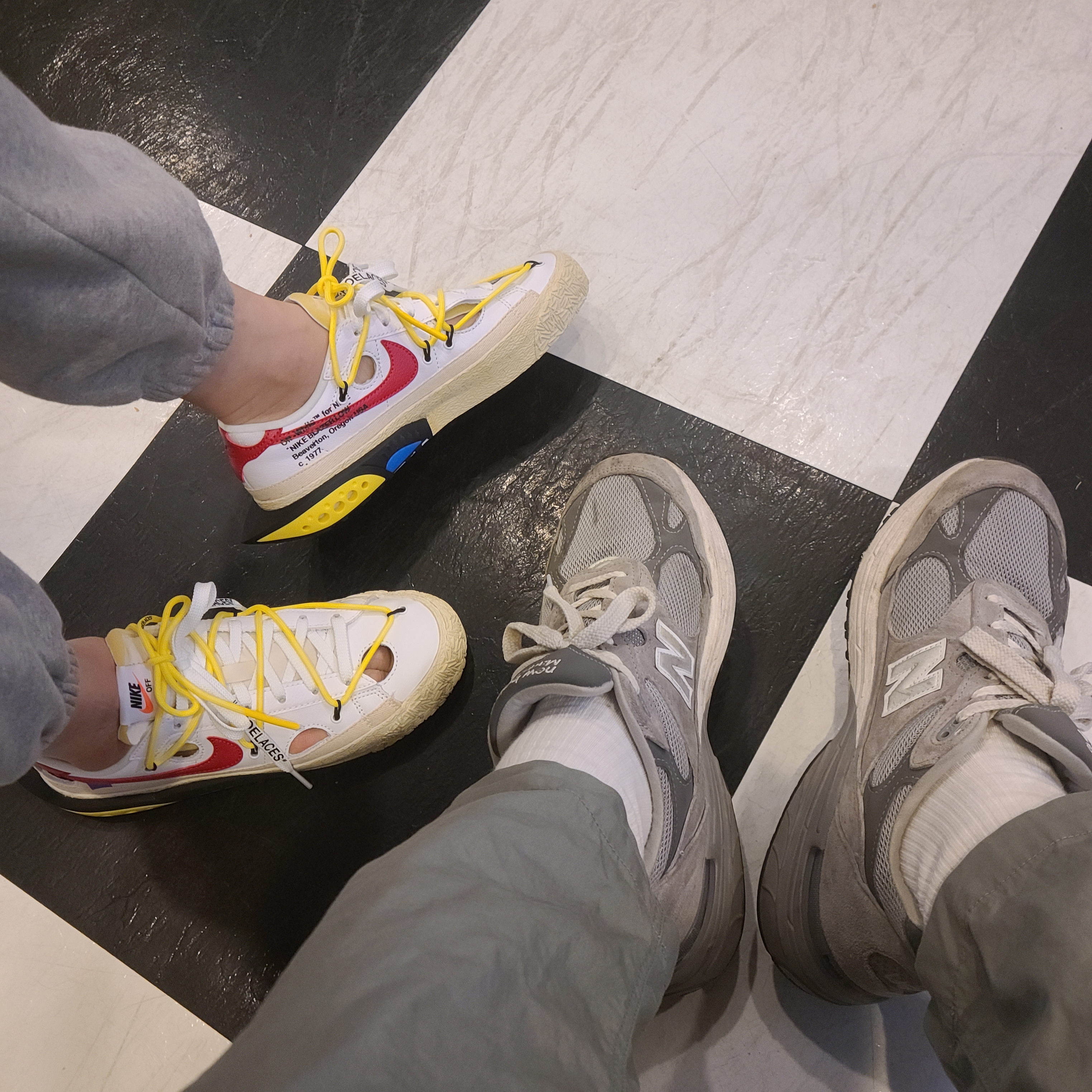 Nike x Off-White Blazer Low '77 White and University Red, New Balance 993 Made in USA Grey - D Standard 착용 스타일