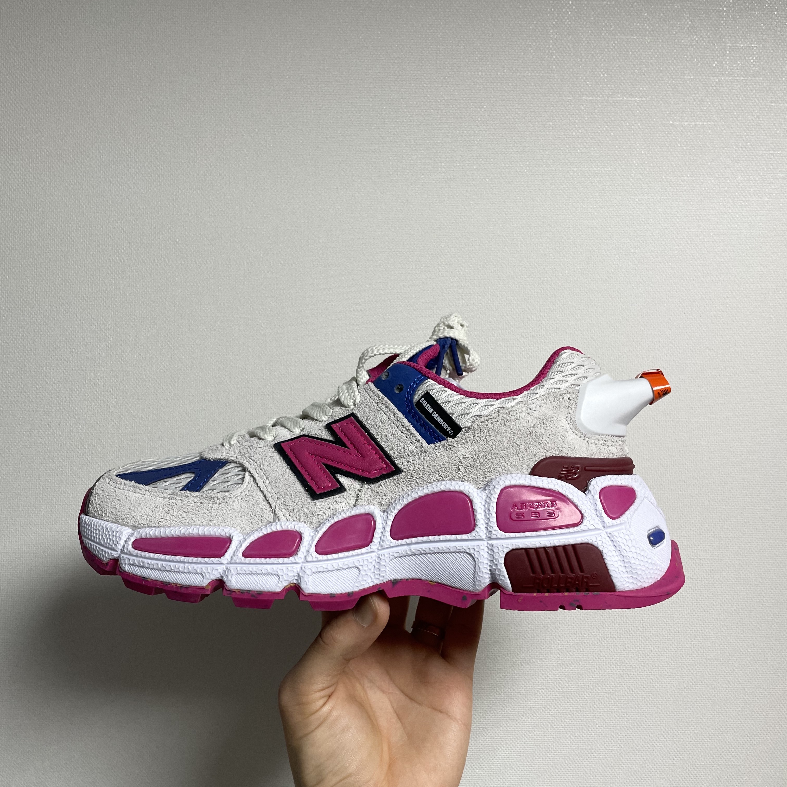 New Balance x Salehe Bembury 574 Yurt Pink Blue 착용 스타일