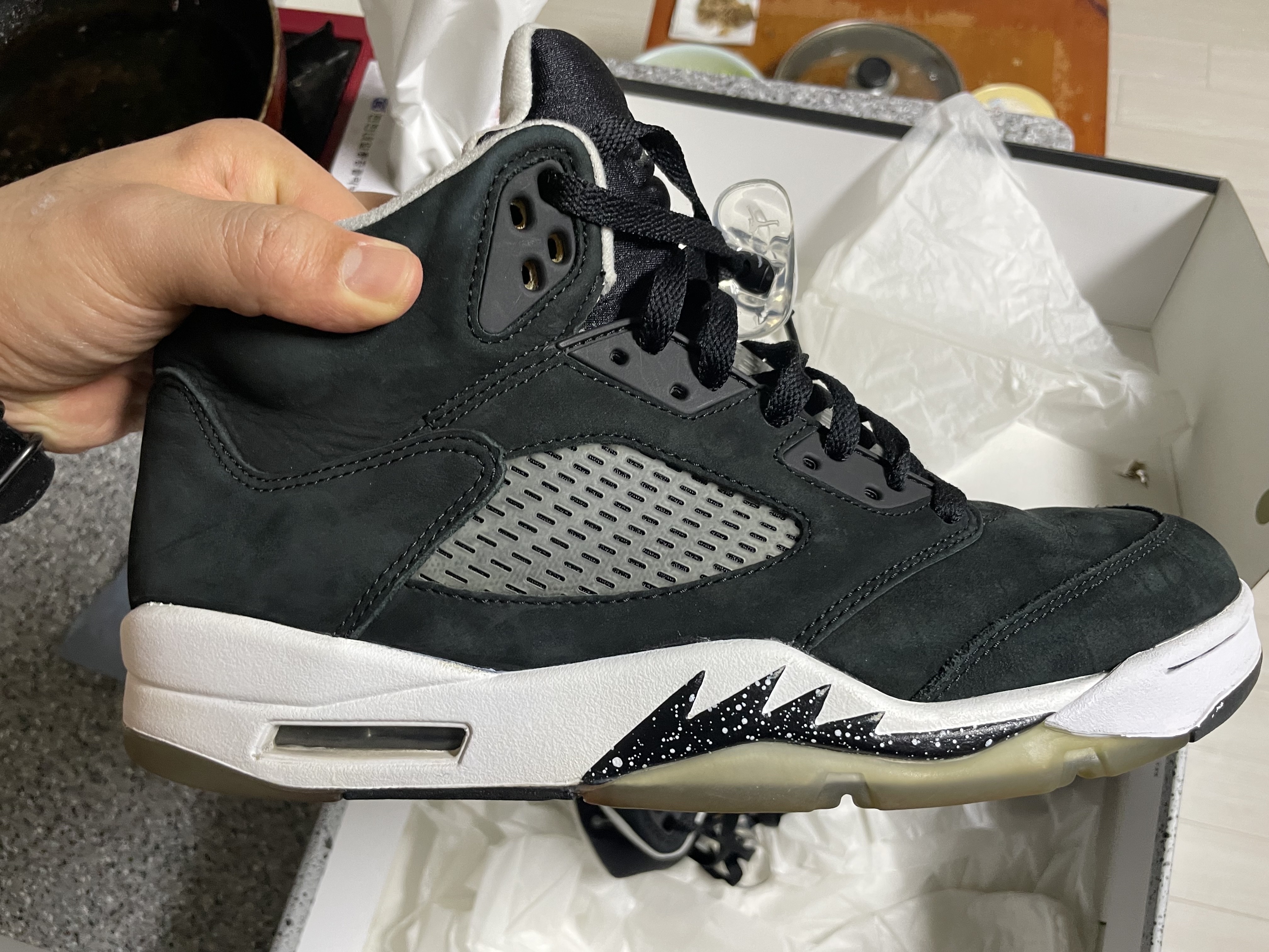 Jordan 5 Retro Oreo 착용 스타일 - 1