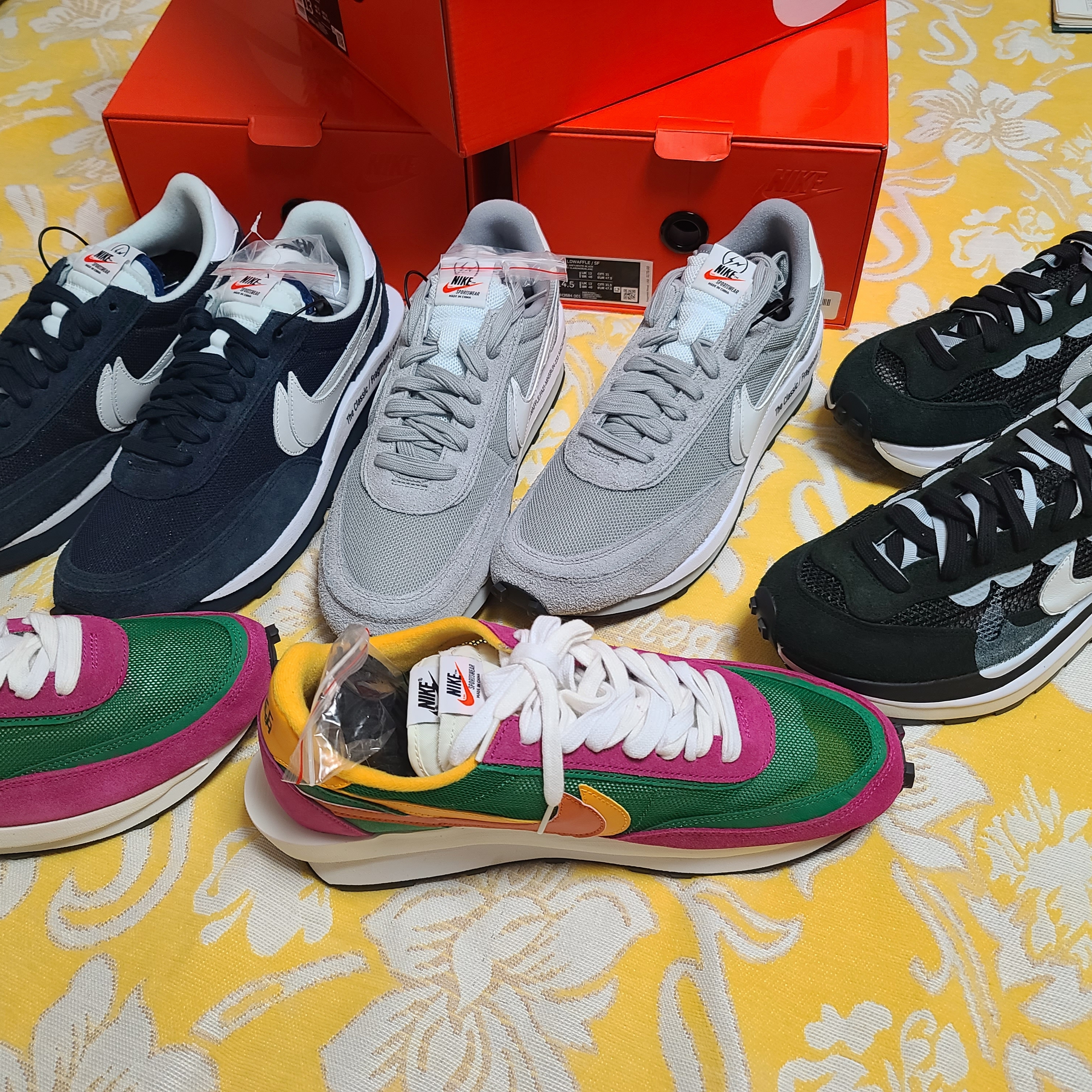 Nike x Sacai x Fragment LDWaffle Light Smoke Grey, Nike x Sacai x Fragment LDWaffle Blackened Blue 착용 스타일