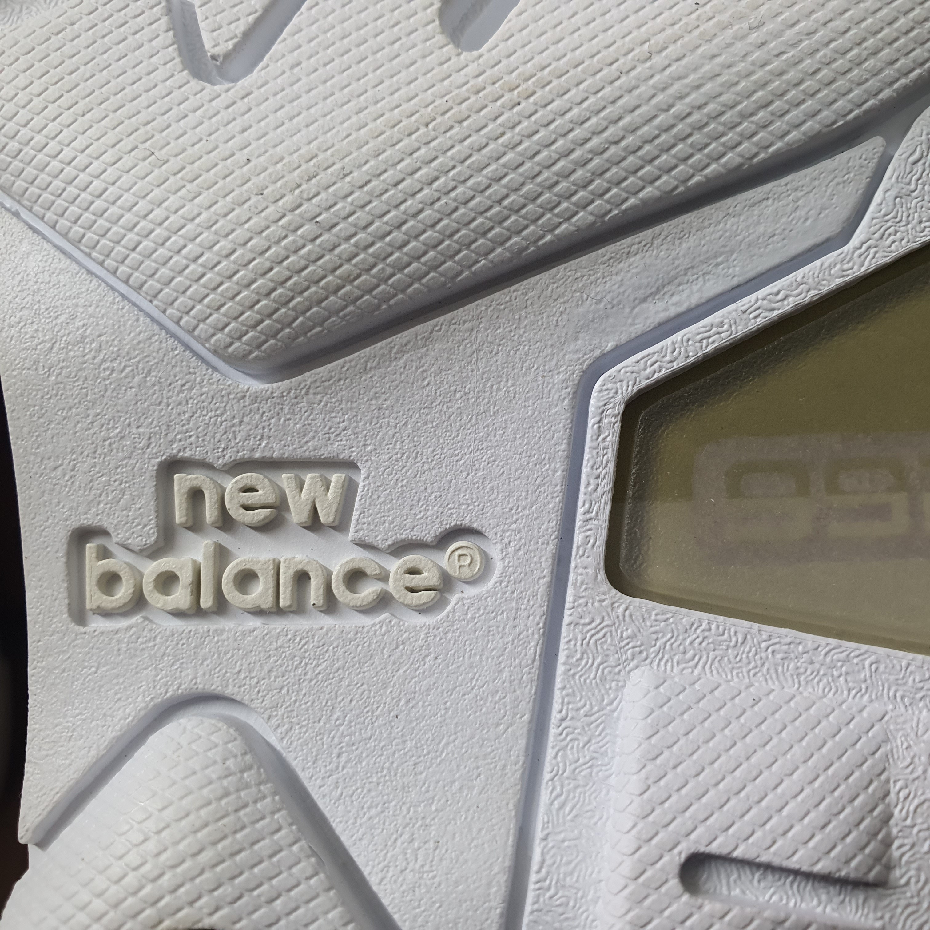 New Balance 992 Made in USA White Silver 착용 스타일 - 5