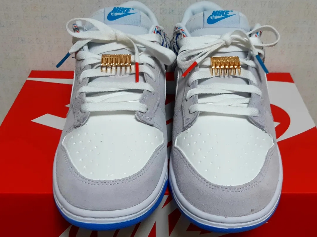 Nike Dunk Low Retro SE Barber Shop Grey 착용 스타일 - 3