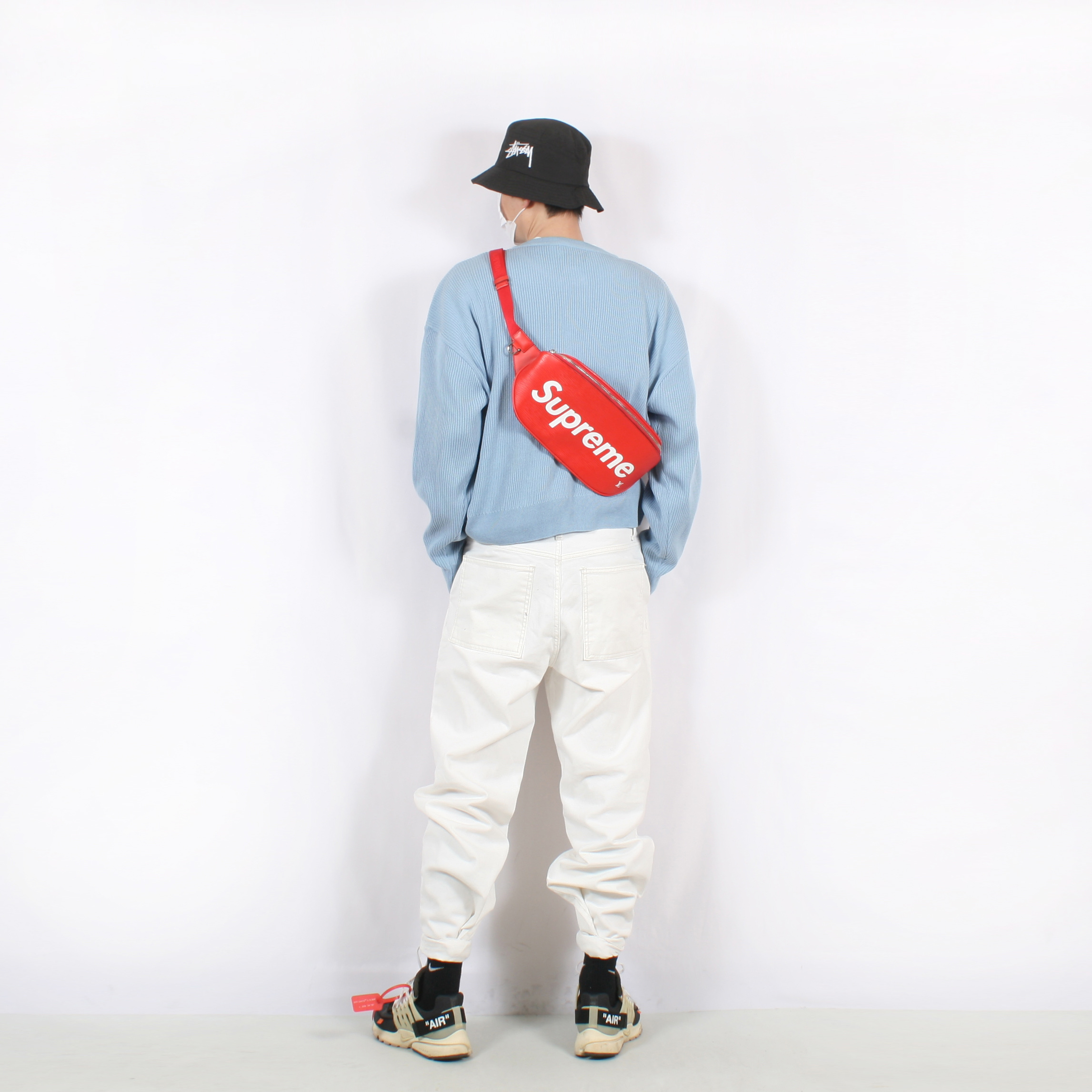 Nike x Stussy Bucket Hat Black, Supreme Fronts Keychain Gold - 19SS 착용 스타일 - 3