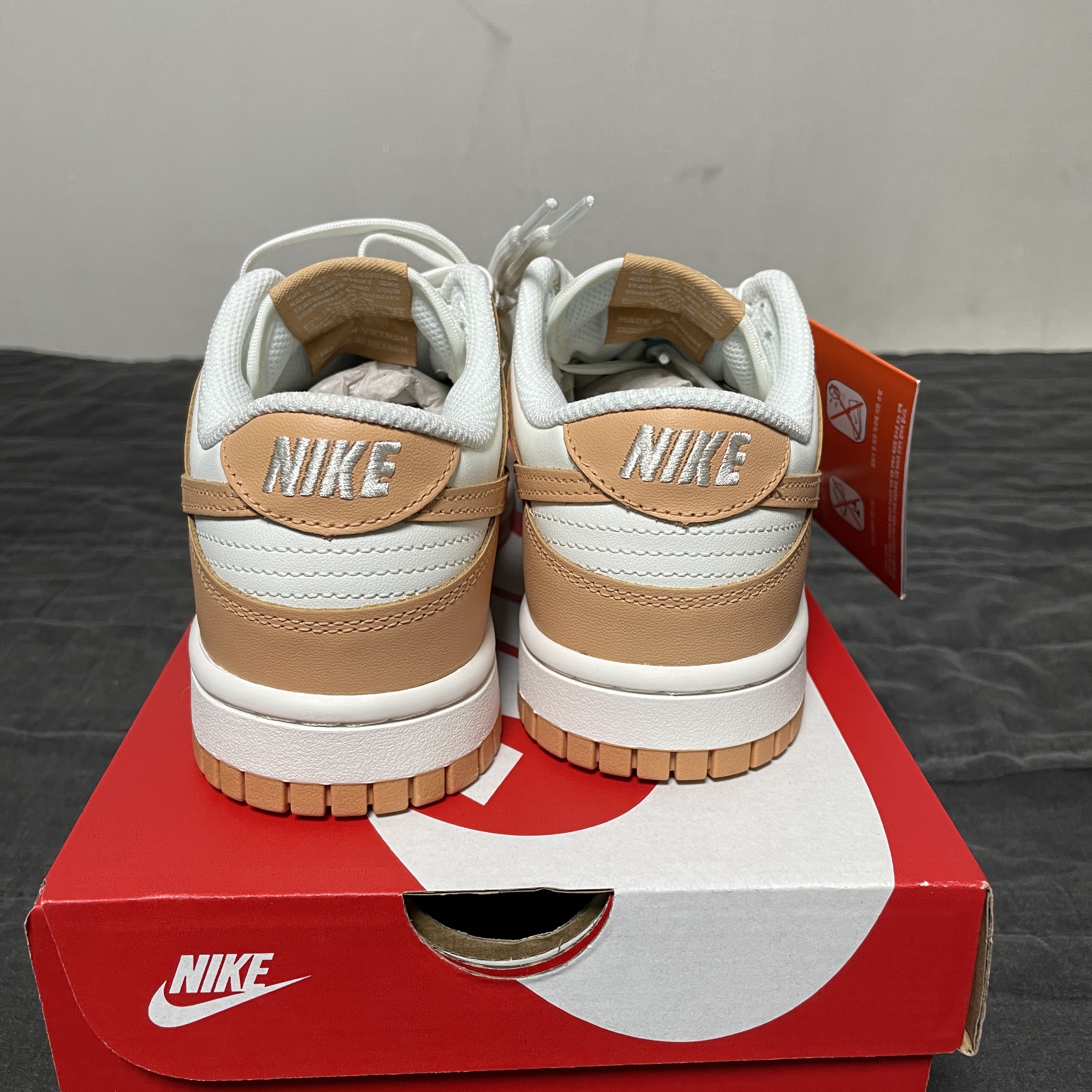 (W) Nike Dunk Low Harvest Moon 착용 스타일 - 5