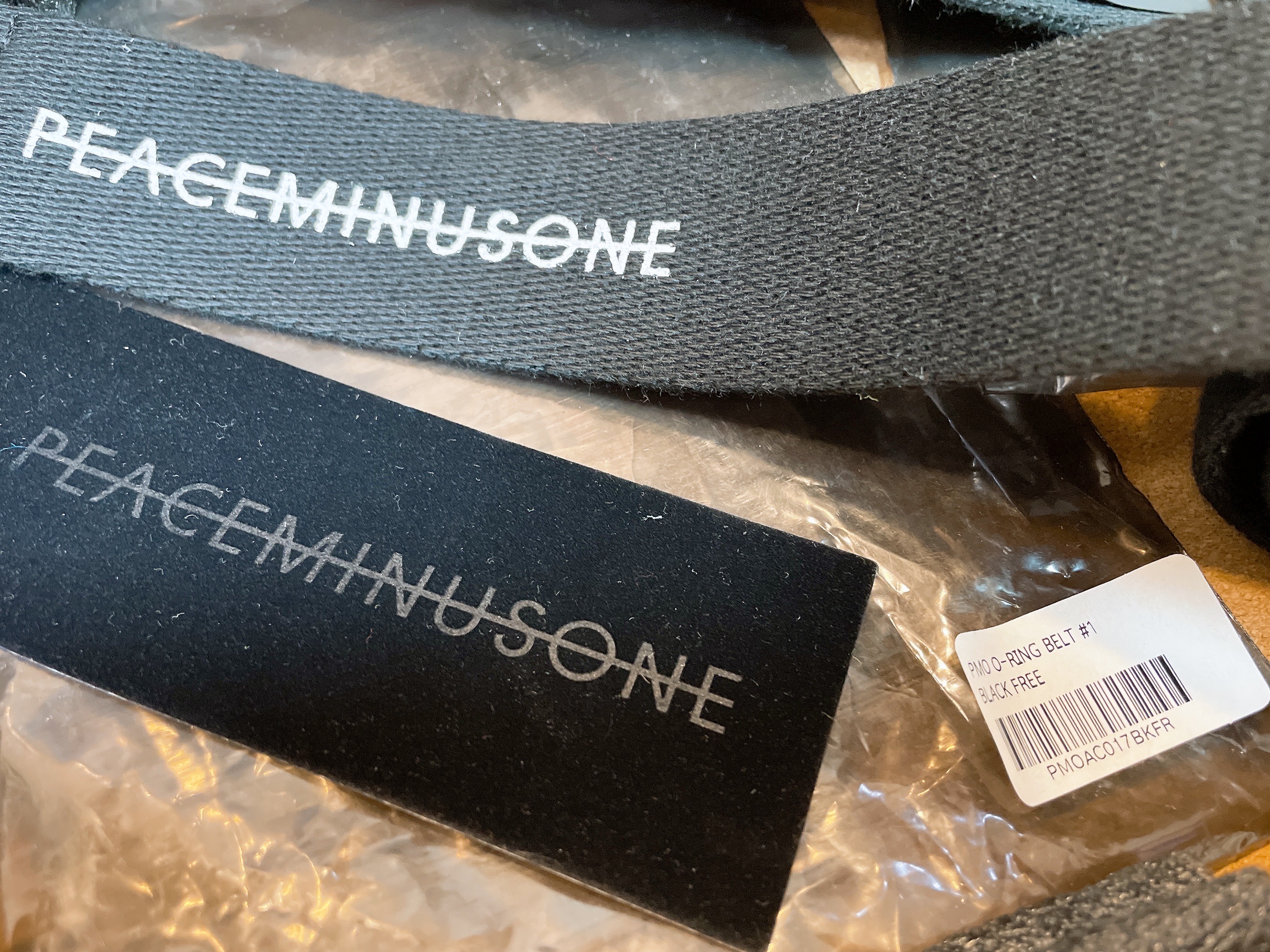 Peaceminusone O-Ring Belt #2 Black 착용 스타일 - 3