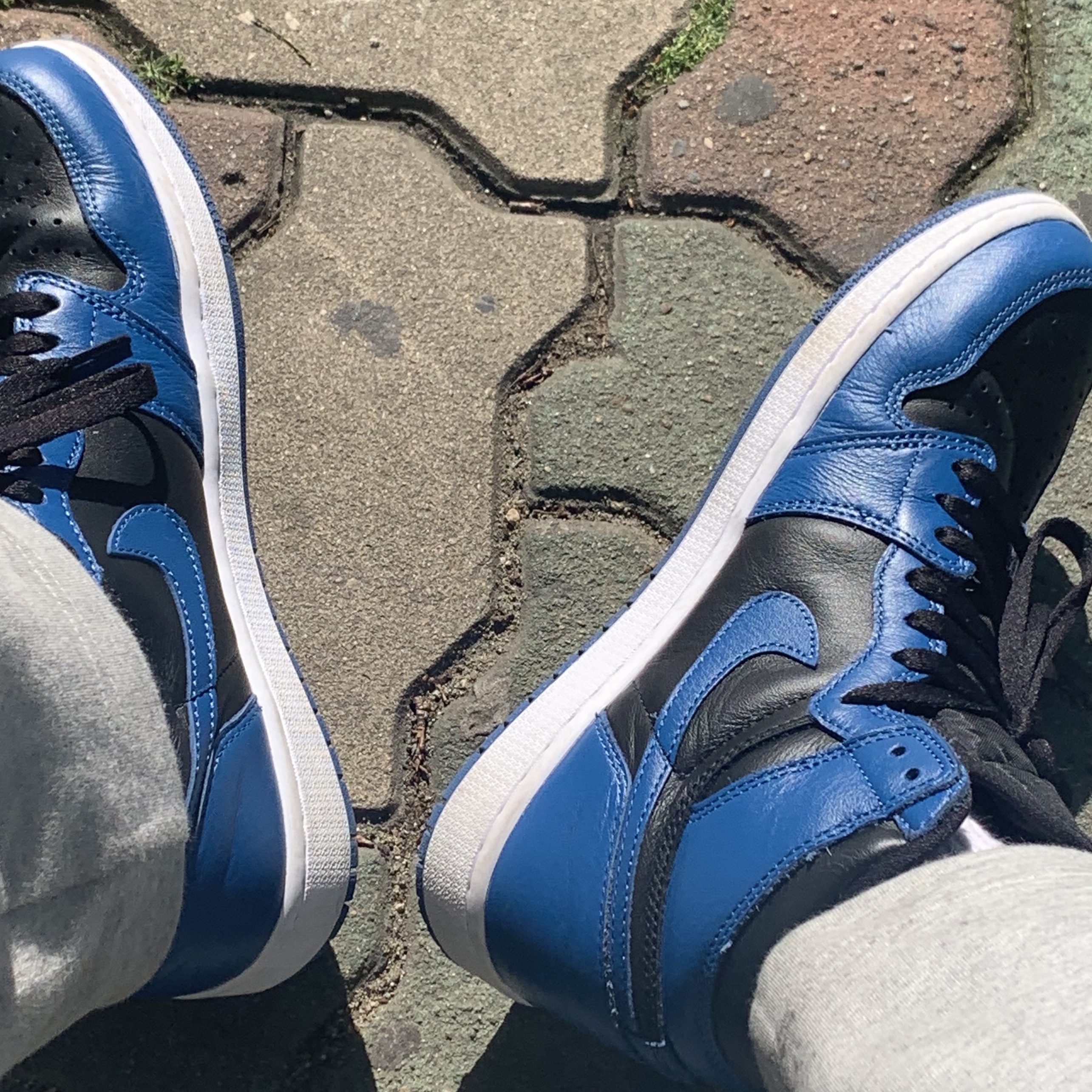 Jordan 1 Retro High OG Dark Marina Blue 착용 스타일