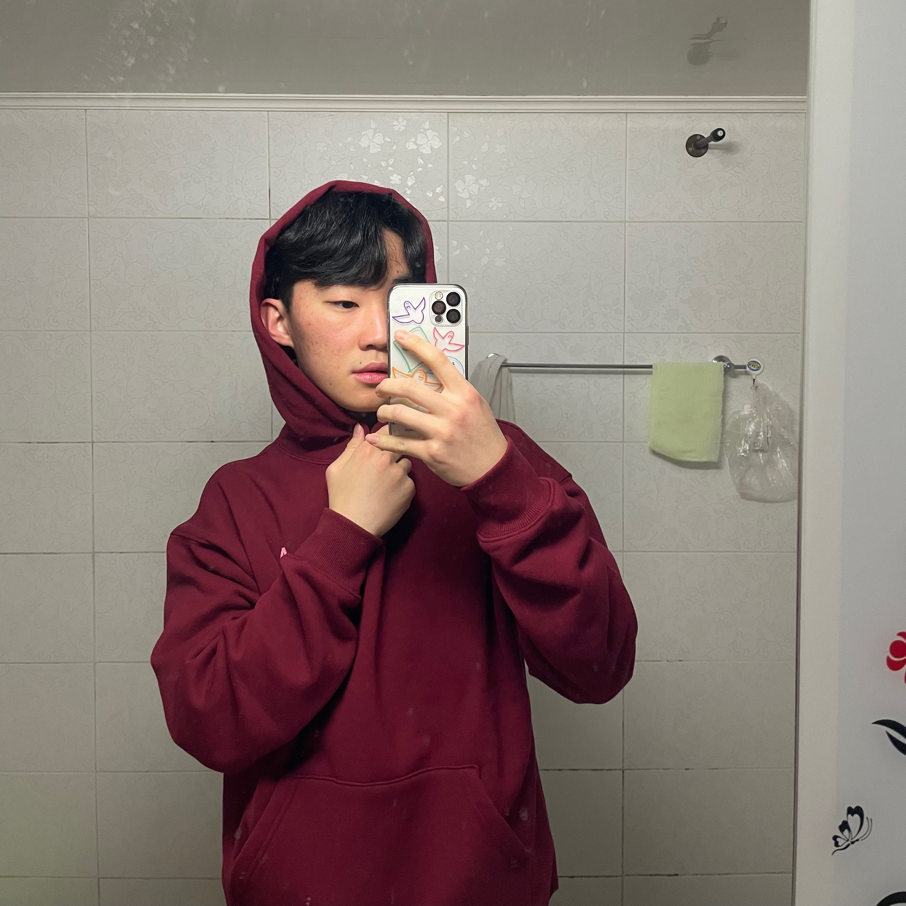 IAB Studio Hoodie Raspberry 착용 스타일 - 1