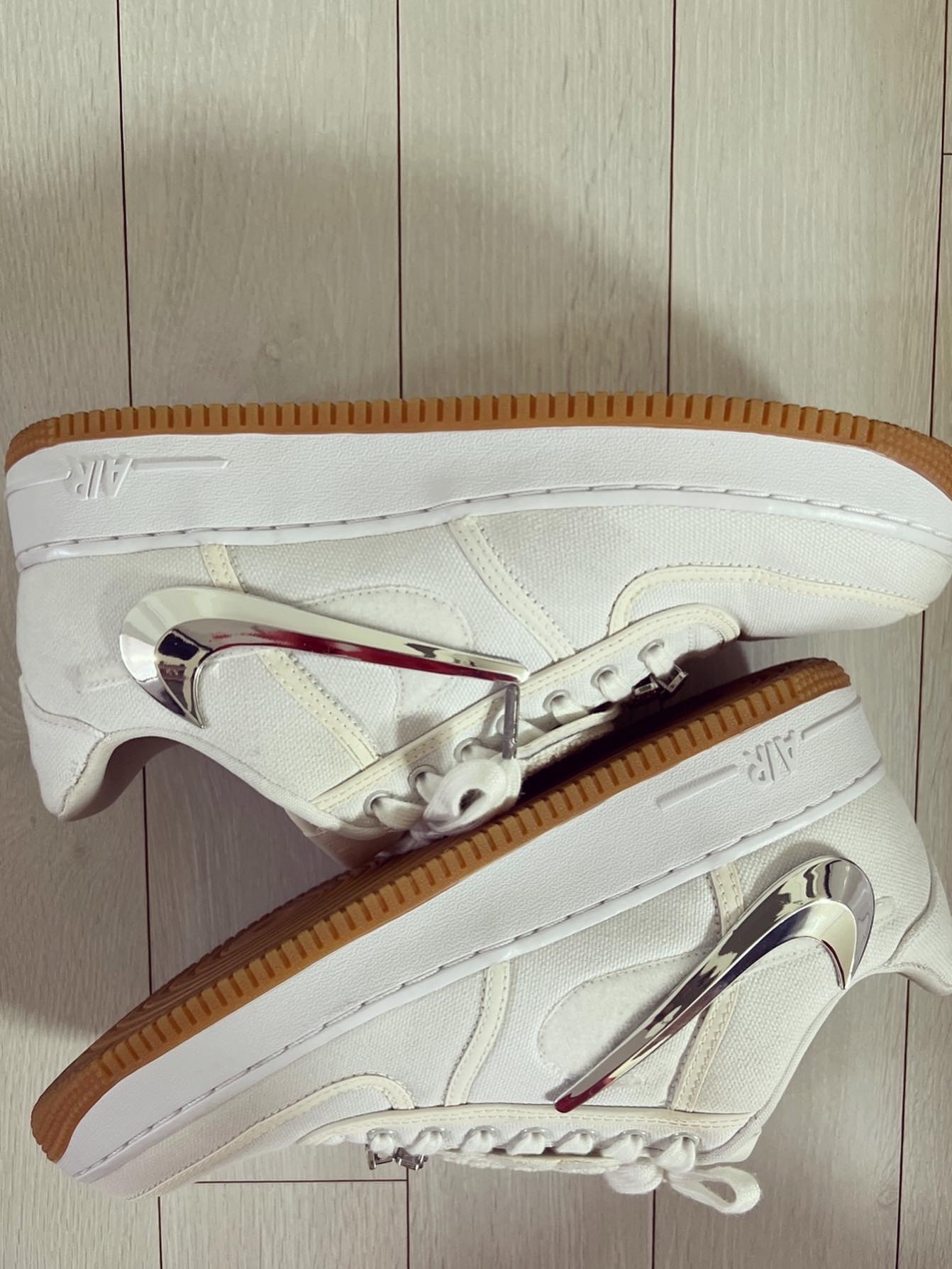 Nike x Travis Scott Air Force 1 Low White 착용 스타일 - 1