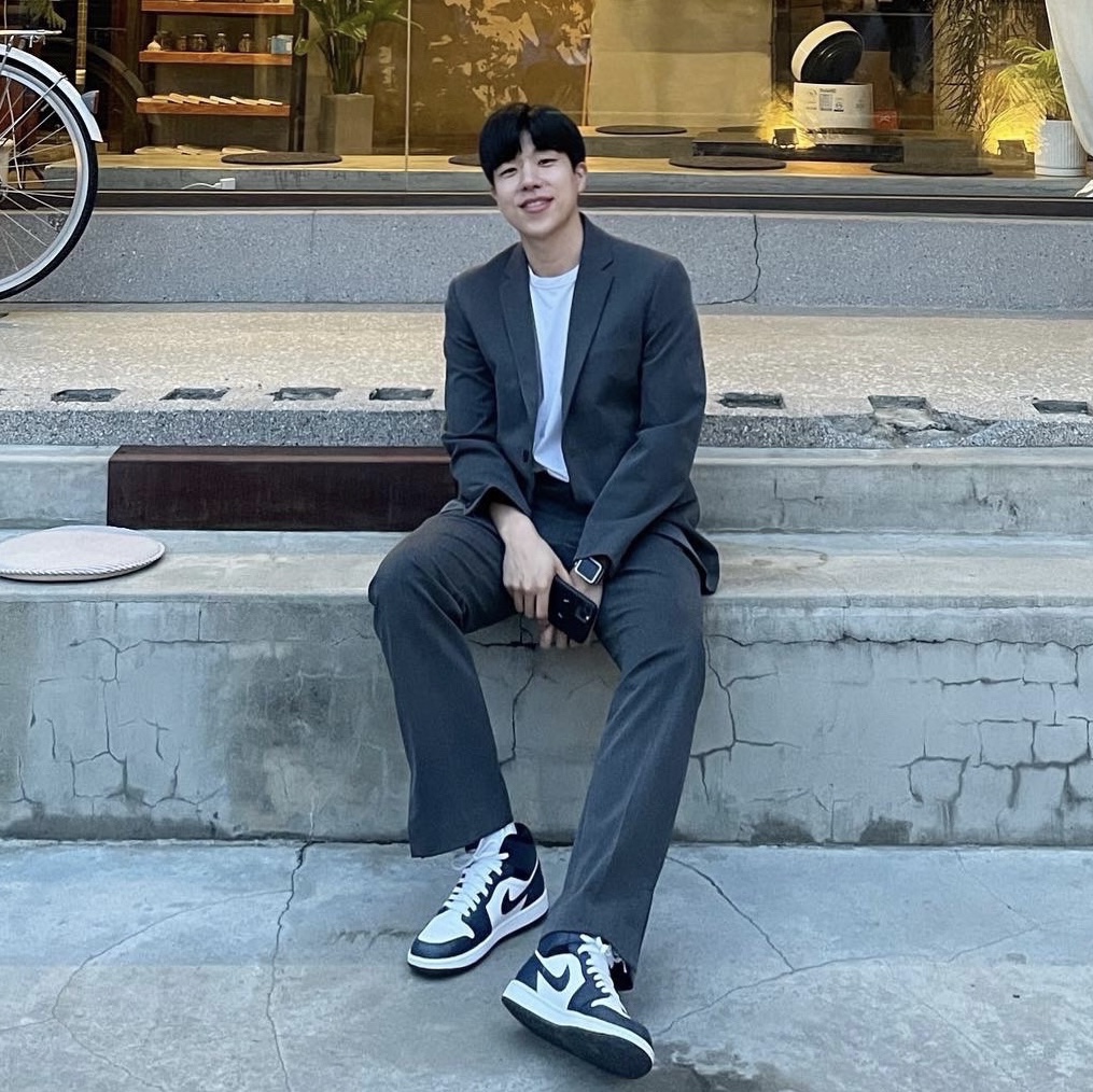 Jordan 1 Mid Dark Teal 착용 스타일