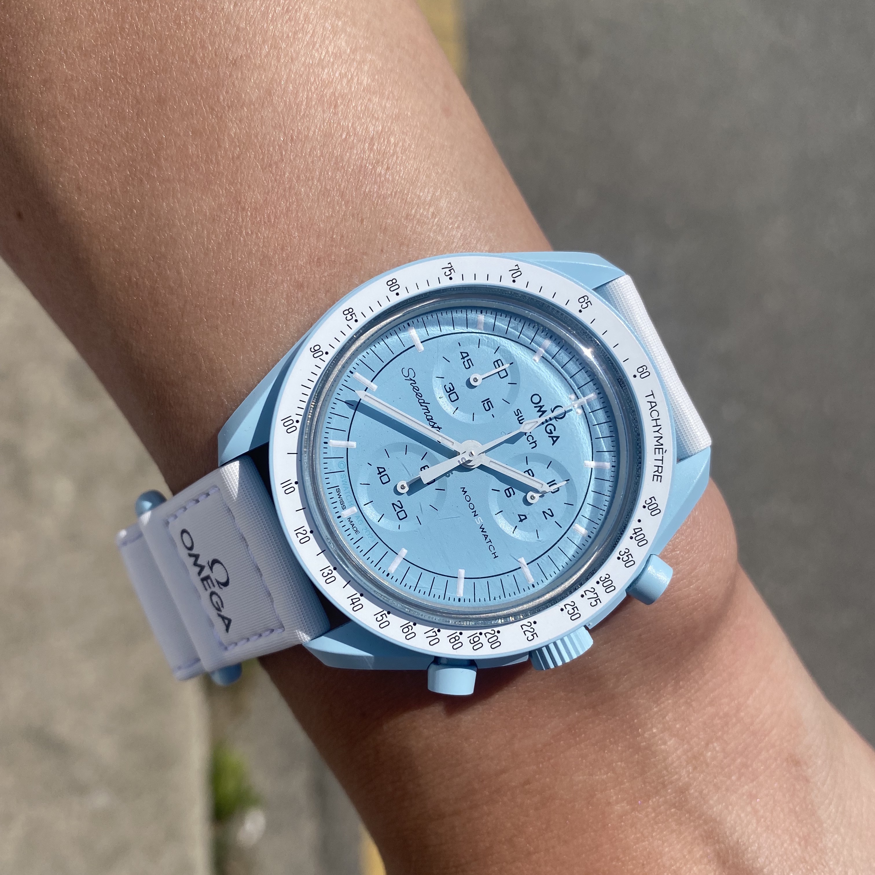 Swatch x Omega Bioceramic MoonSwatch Mission To Uranus, Nike x Matthew M Williams NRG 3-In-1 Pants Black 착용 스타일 - 3