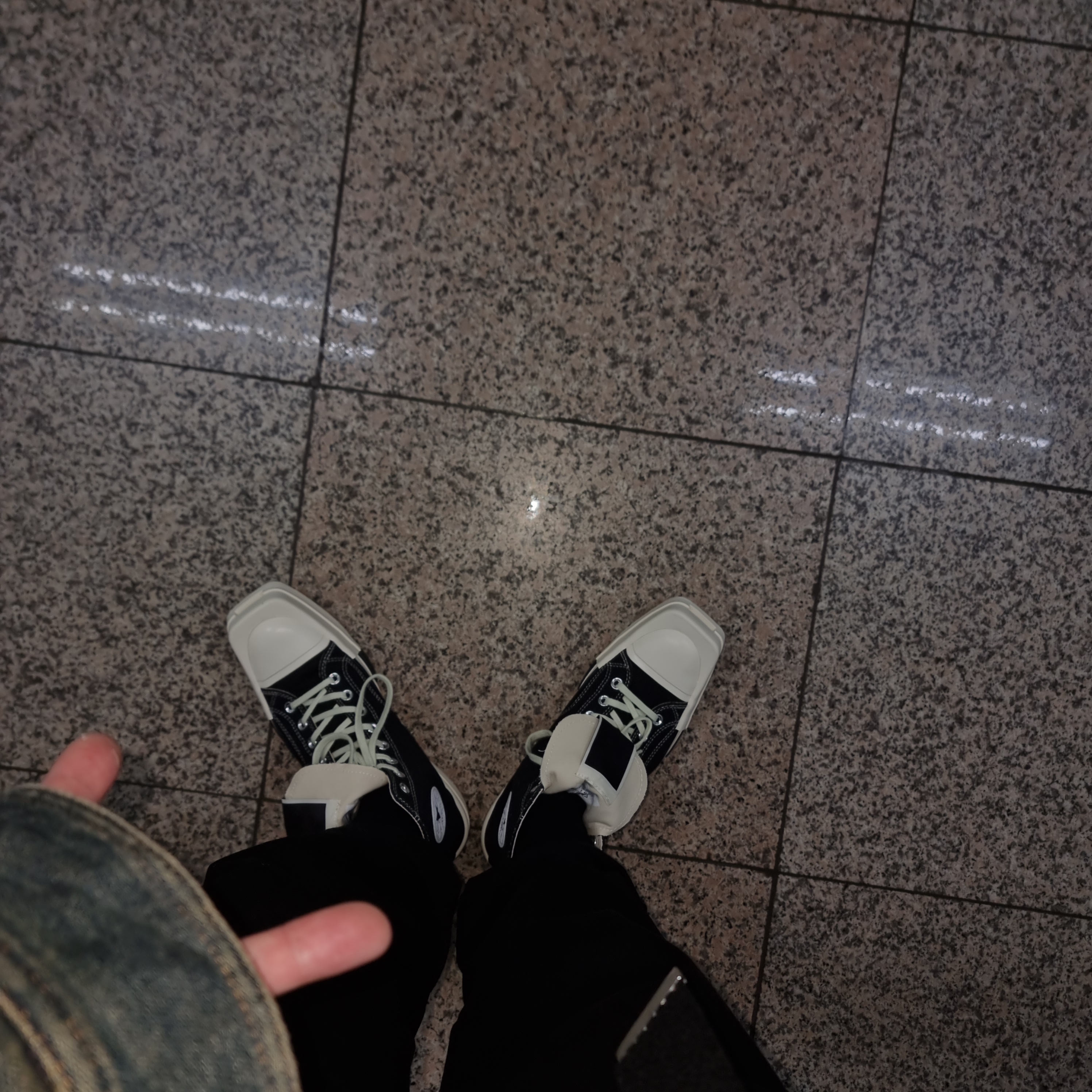 Converse x Drkshdw Turbodrk Chuck 70 Hi Black 착용 스타일 - 1