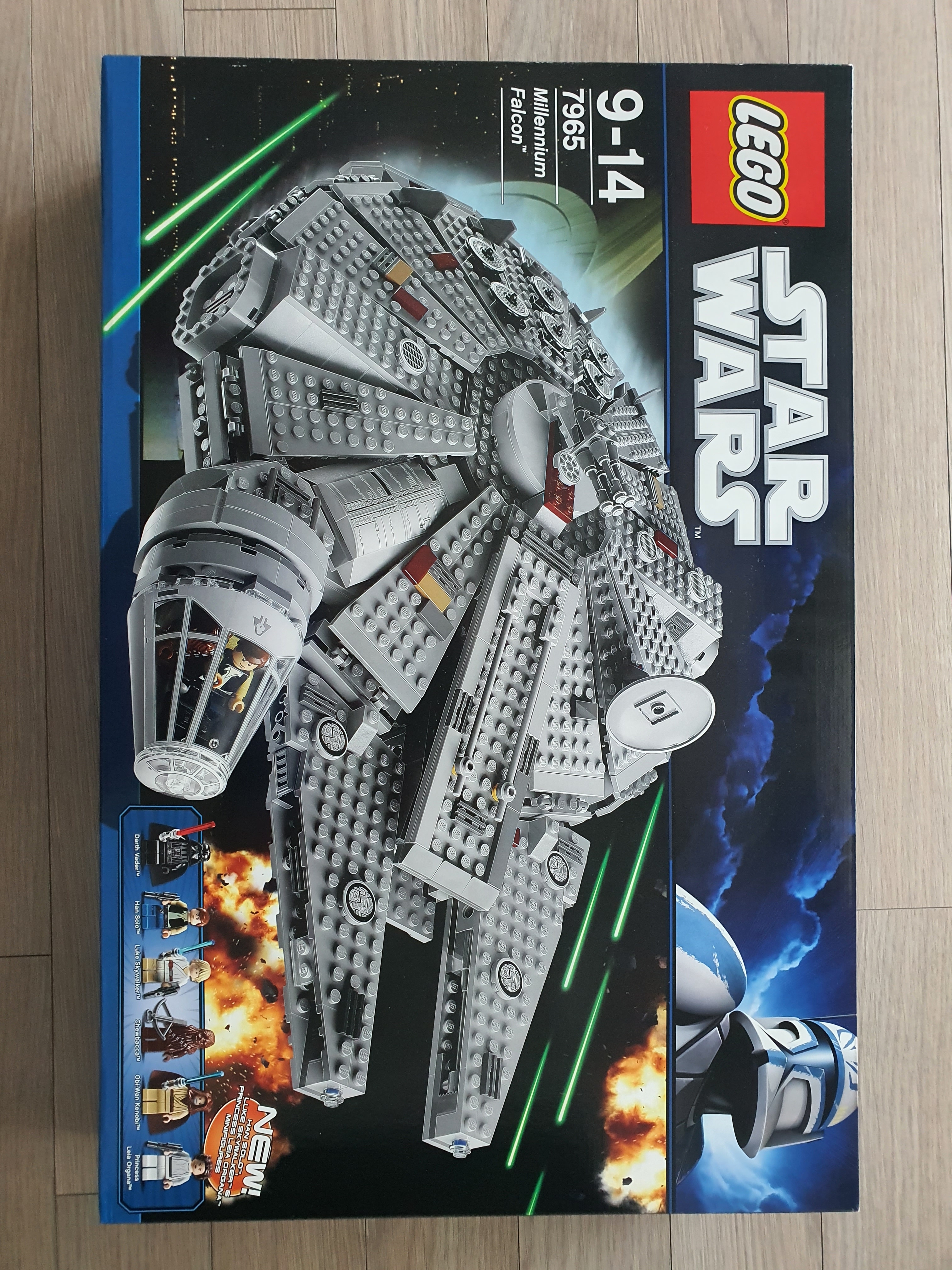 Lego Star Wars Millenium Falcon 착용 스타일 - 1