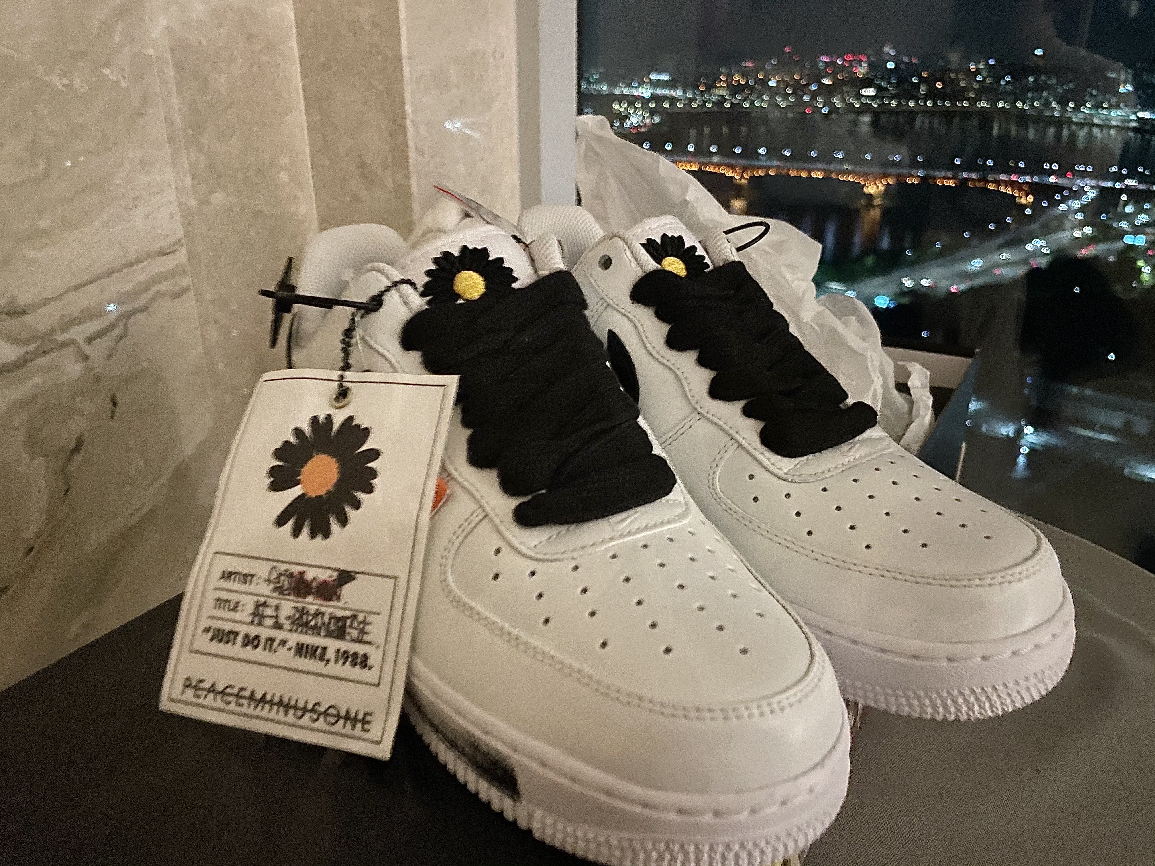 Nike x Peaceminusone Air Force 1 Low Para-Noise 2.0 착용 스타일
