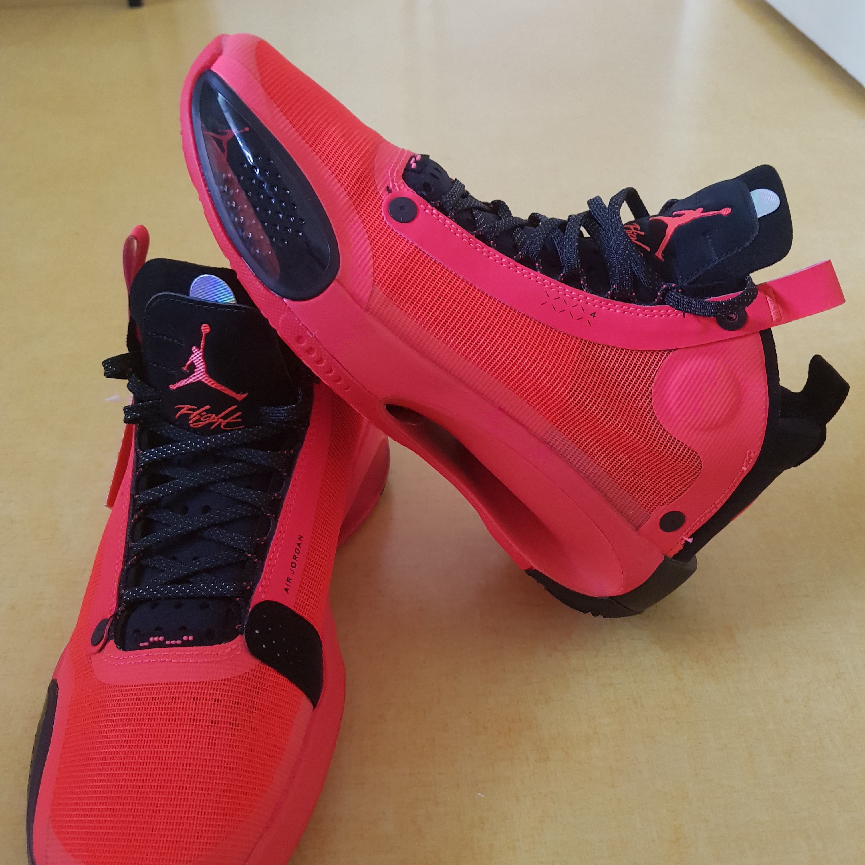 Jordan XXXIV PF Infrared 23 착용 스타일 - 3