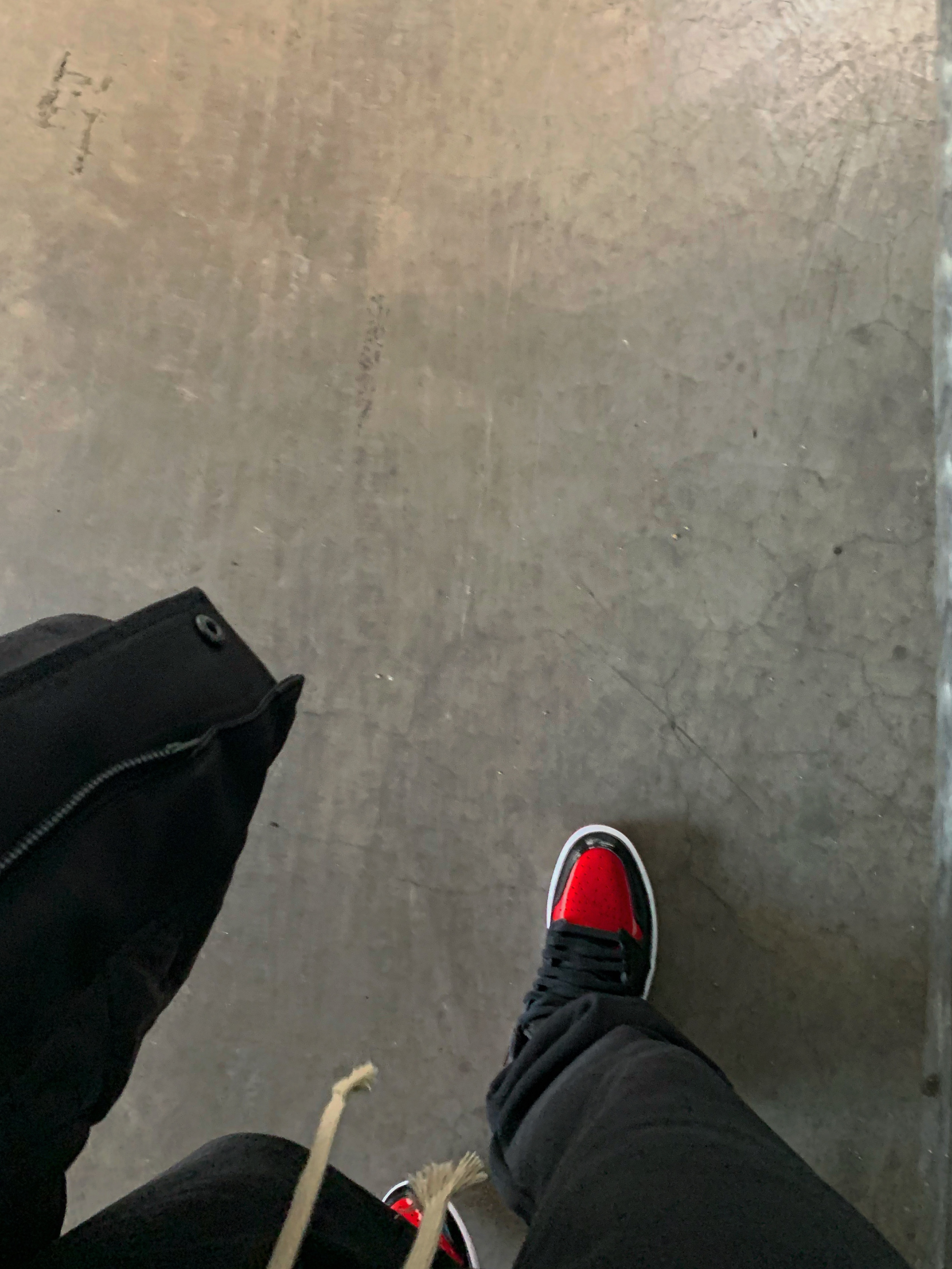 Jordan 1 Retro High OG Patent Bred 착용 스타일
