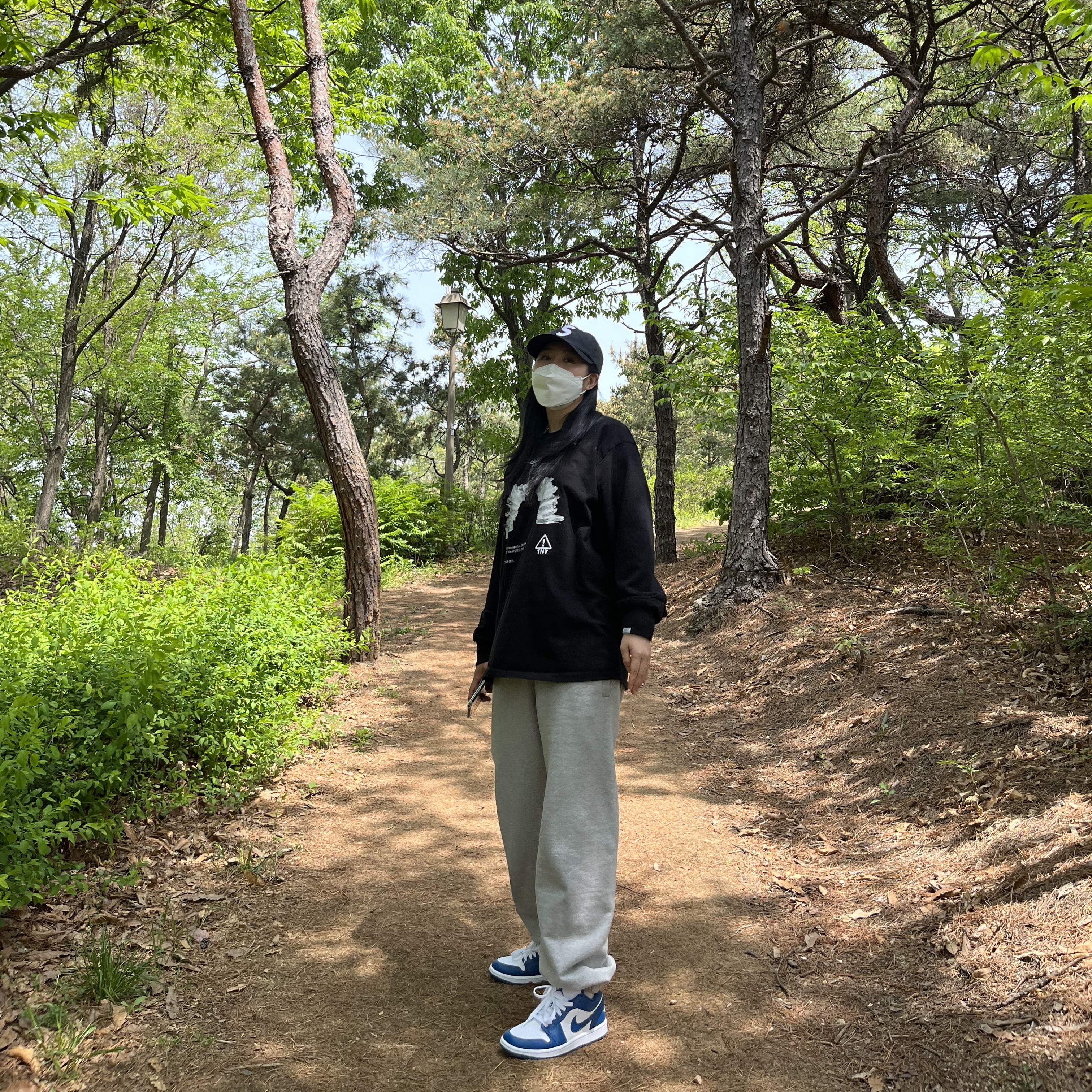 (W) Jordan 1 Low White Dark Marina Blue 착용 스타일