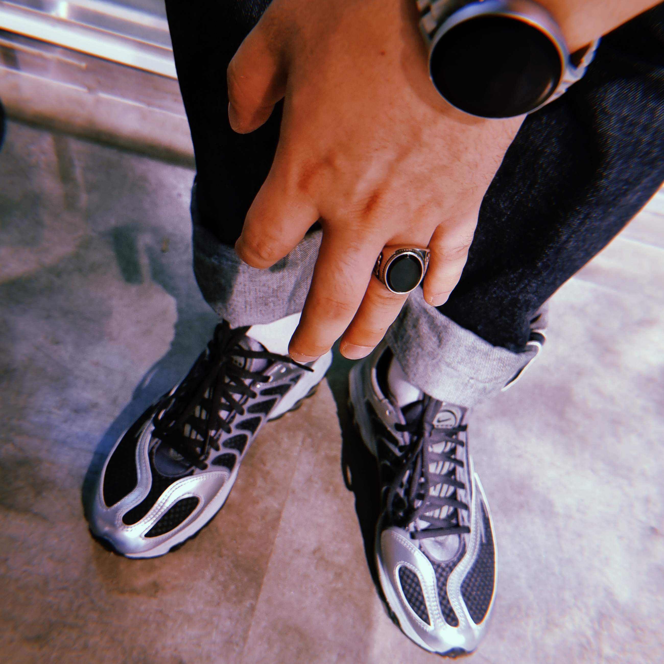 Nike Air Tuned Max Black Smoke Grey 착용 스타일