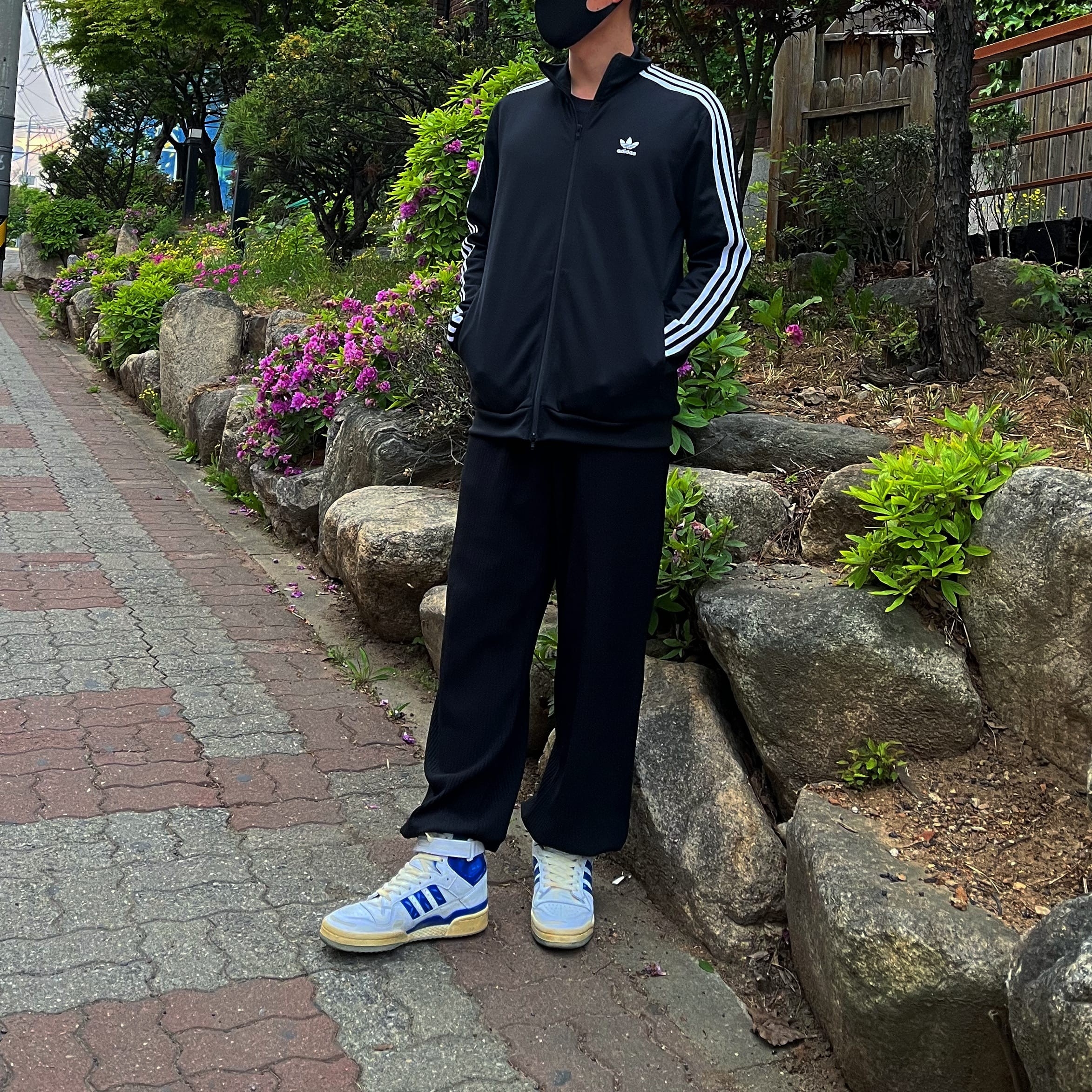 Adidas Forum 84 High AEC Blue, Adidas OG Forum 84 High Blue Thread 착용 스타일