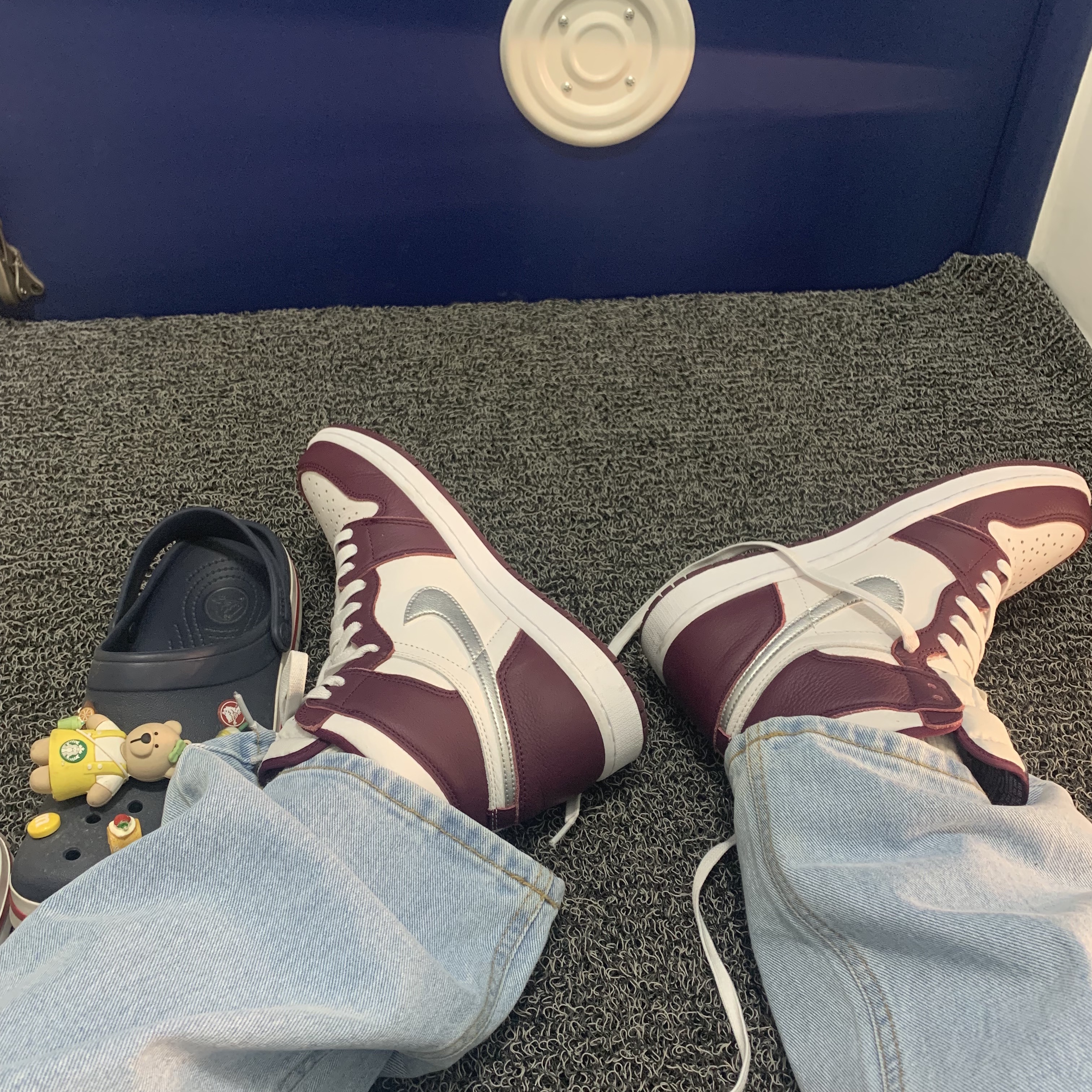 Jordan 1 Retro High OG Bordeaux 착용 스타일