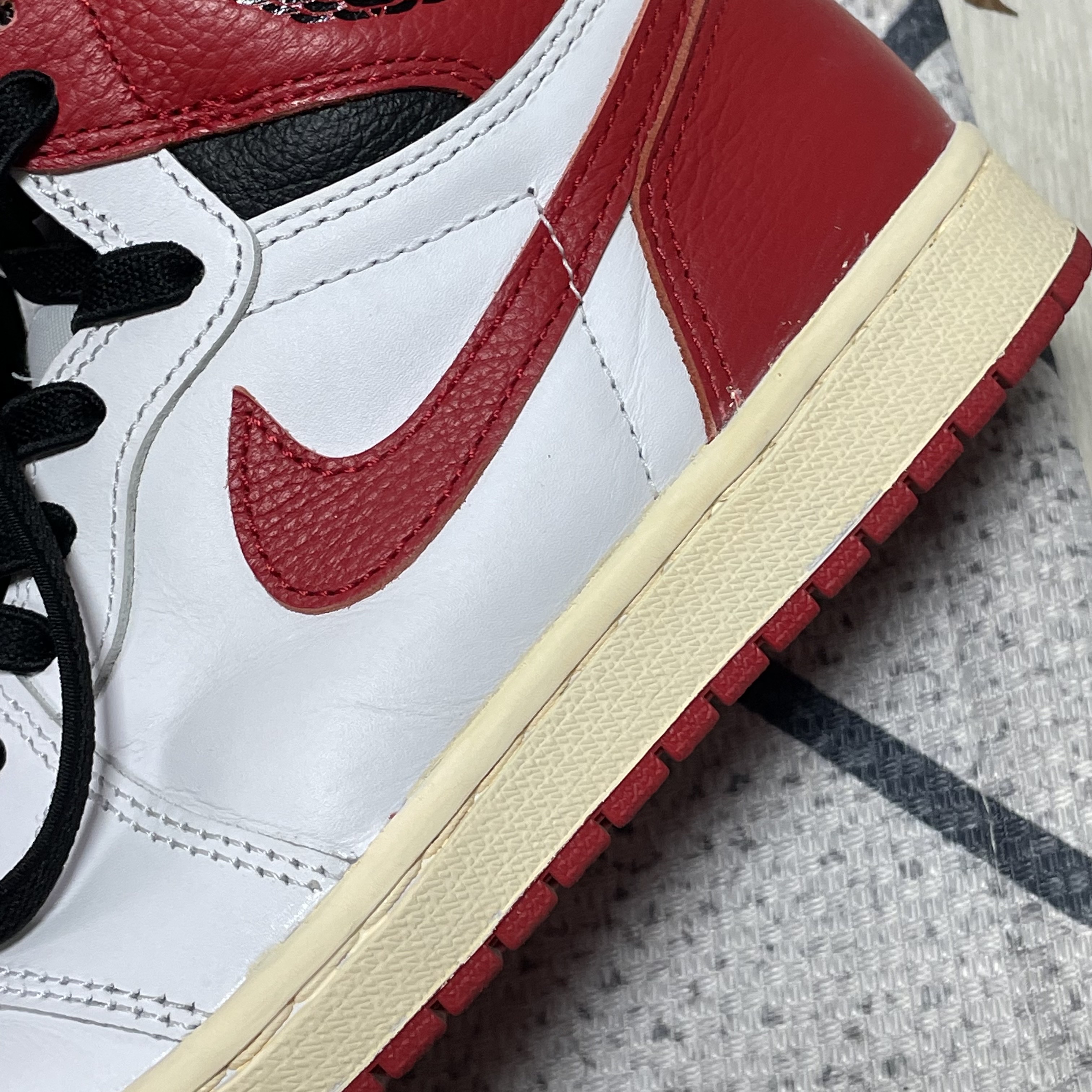 Jordan 1 Retro High OG Heritage 착용 스타일 - 3