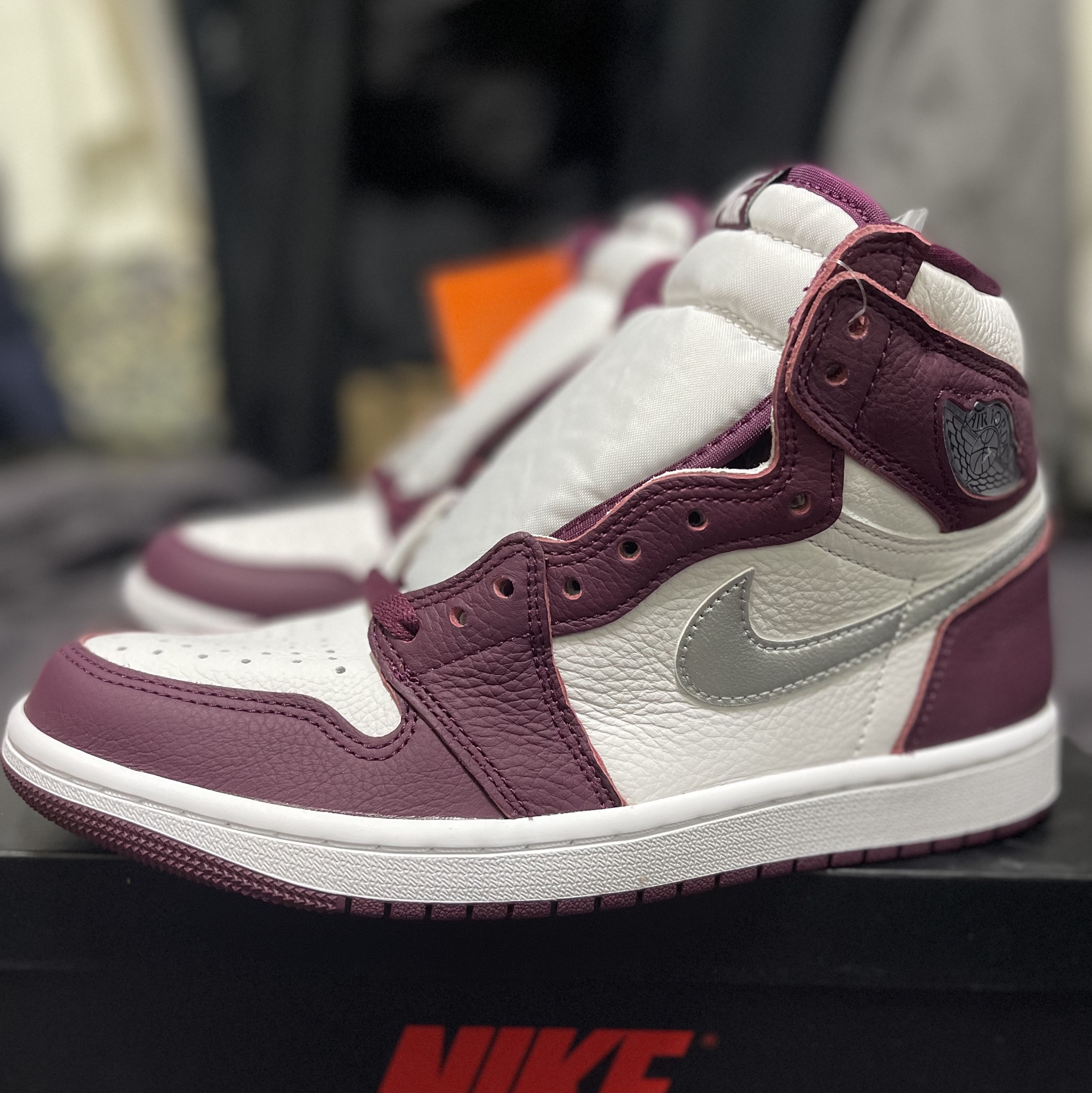 Jordan 1 Retro High OG Bordeaux 착용 스타일