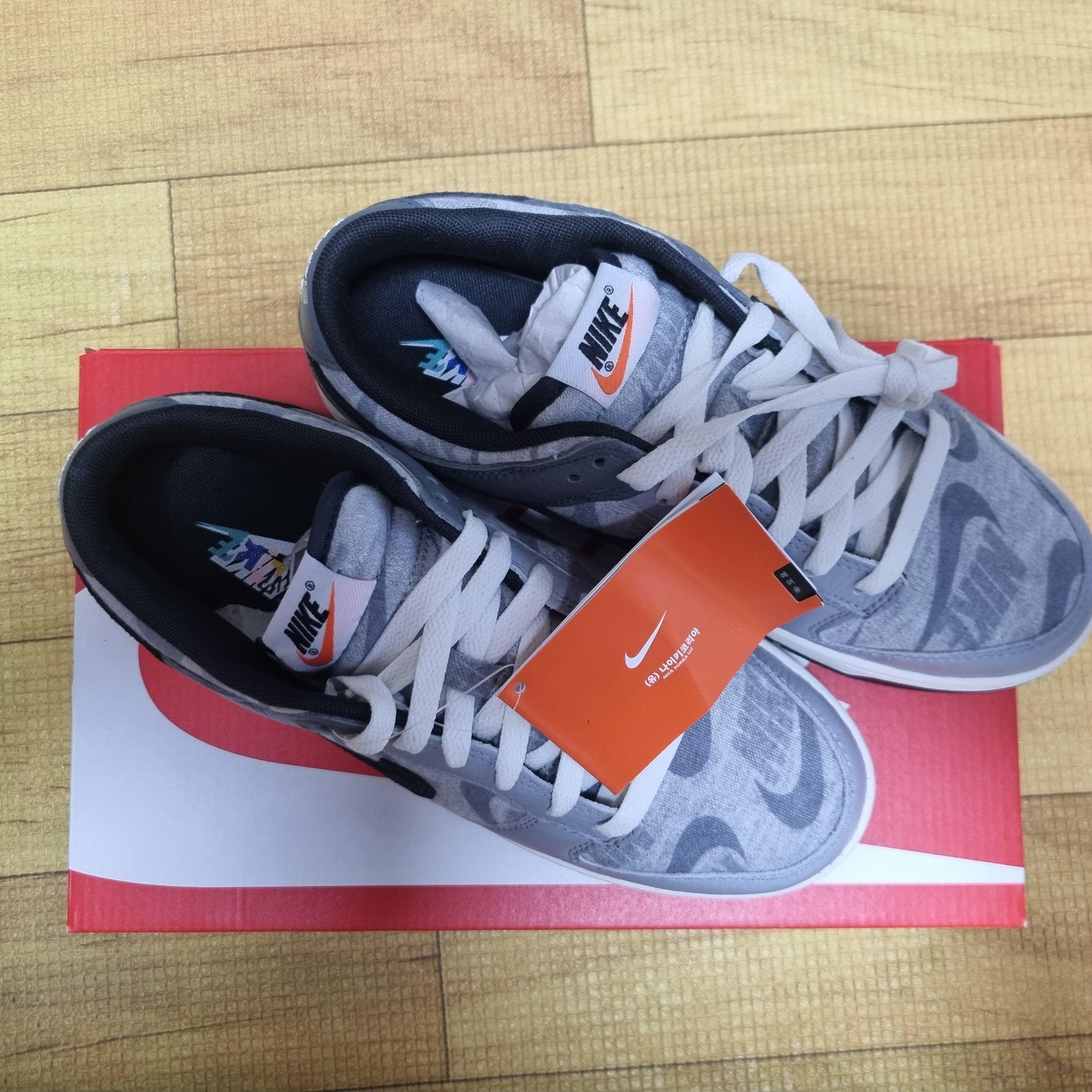Nike Dunk Low SE Copy and Paste 착용 스타일